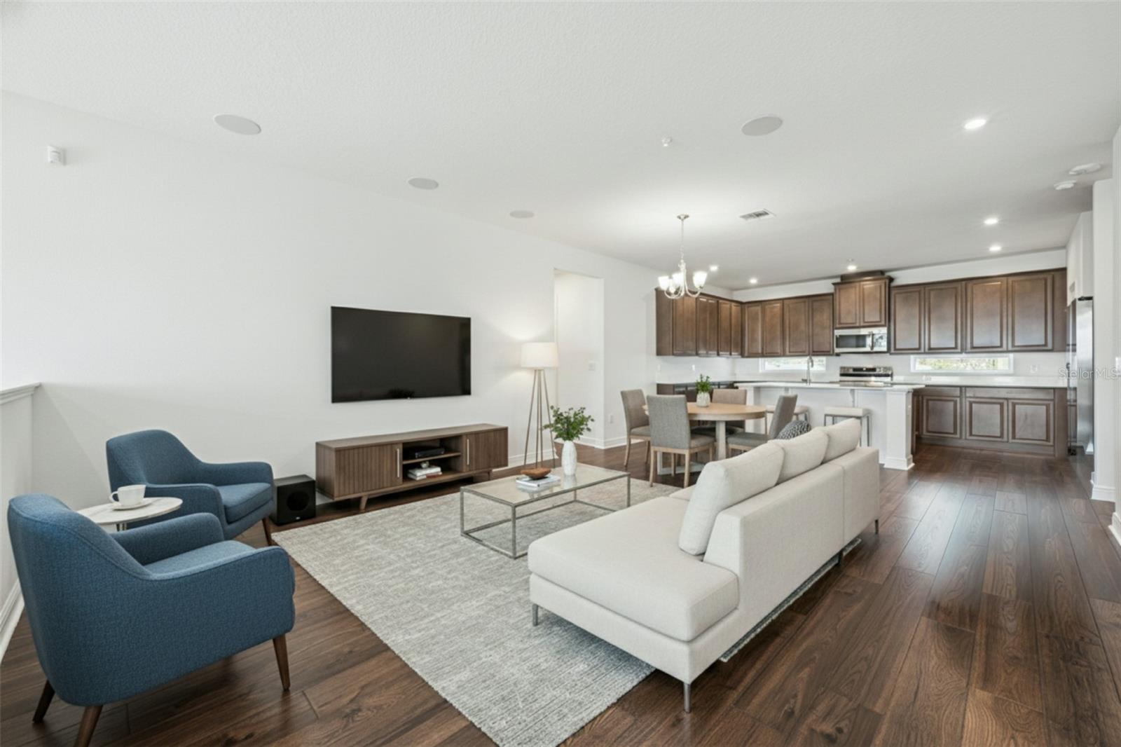 7043 NEMOURS PARKWAY