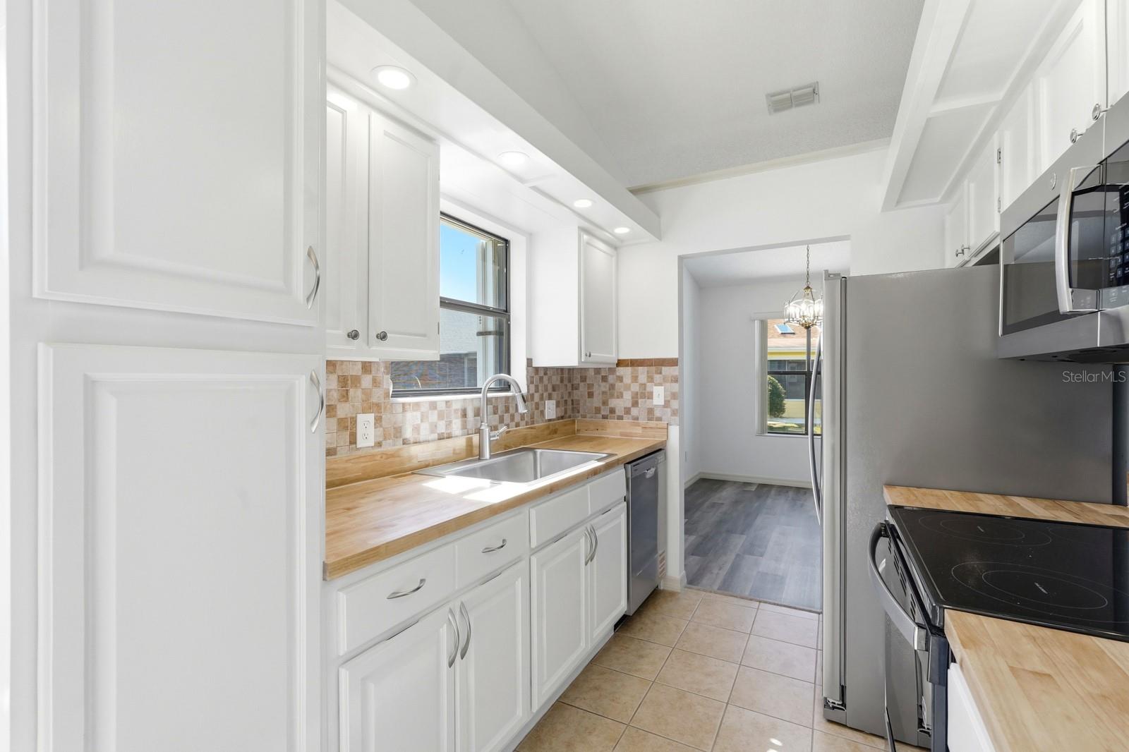 PINE ISLAND PH 01 - Residential