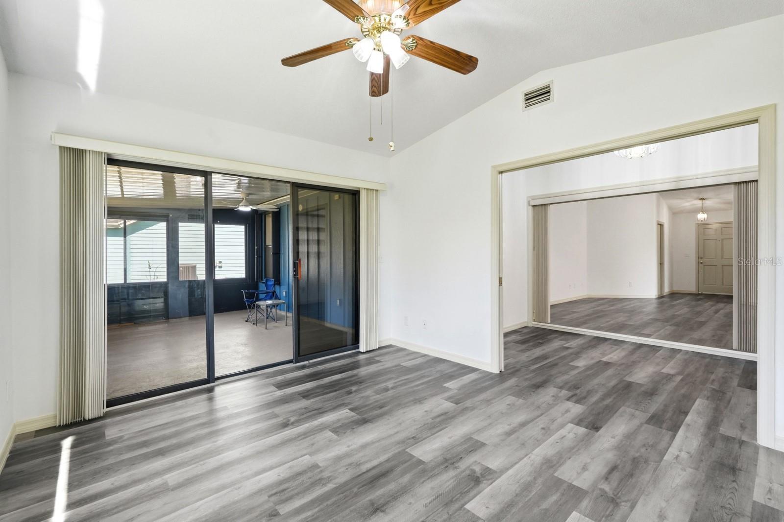 PINE ISLAND PH 01 - Residential