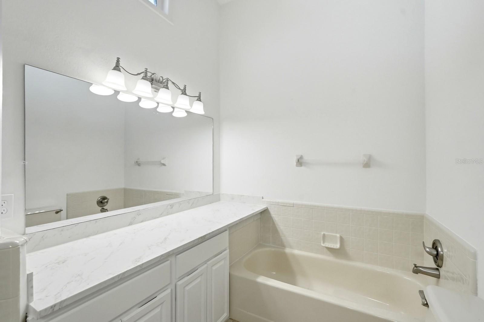 PINE ISLAND PH 01 - Residential