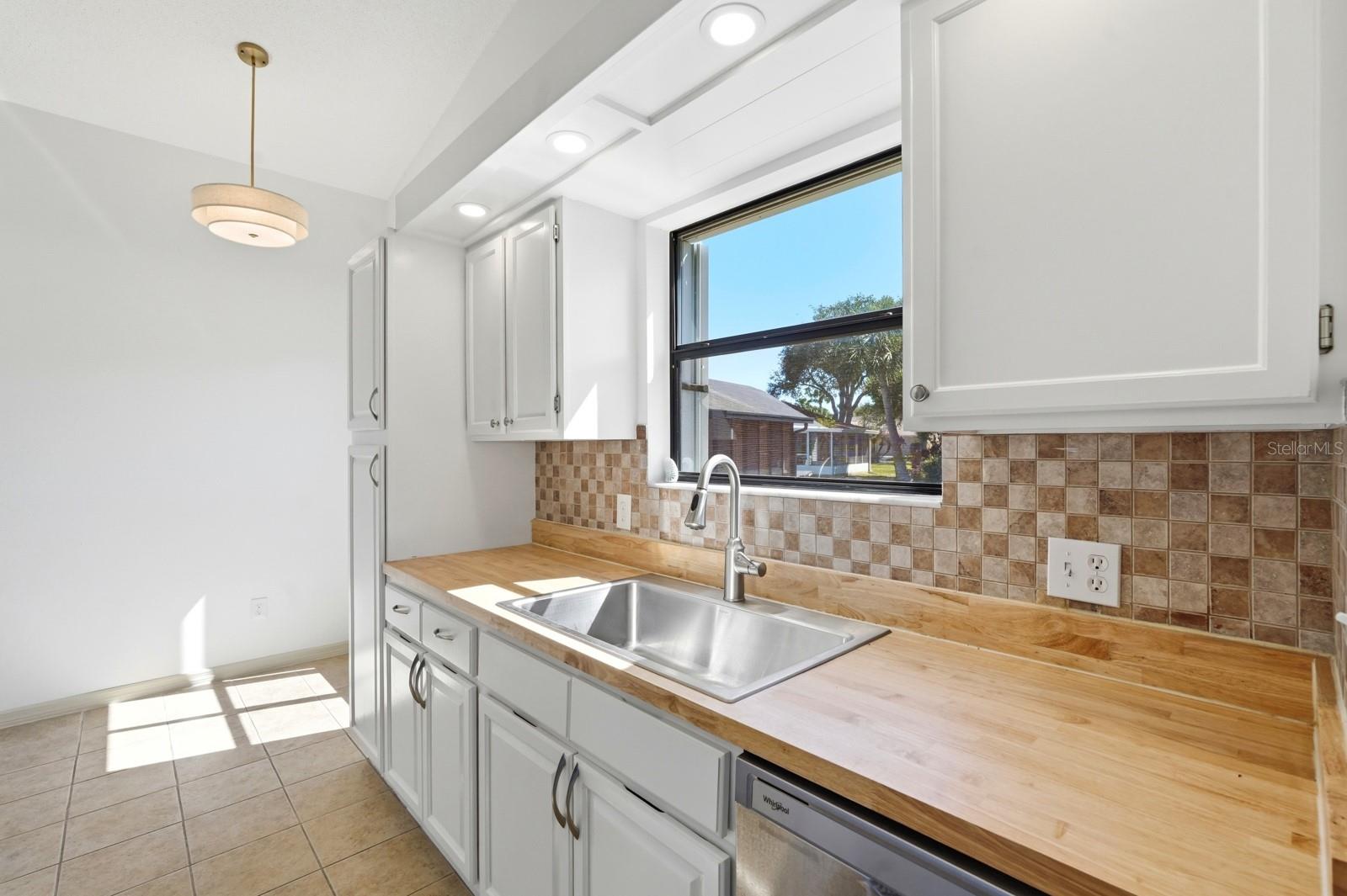 PINE ISLAND PH 01 - Residential