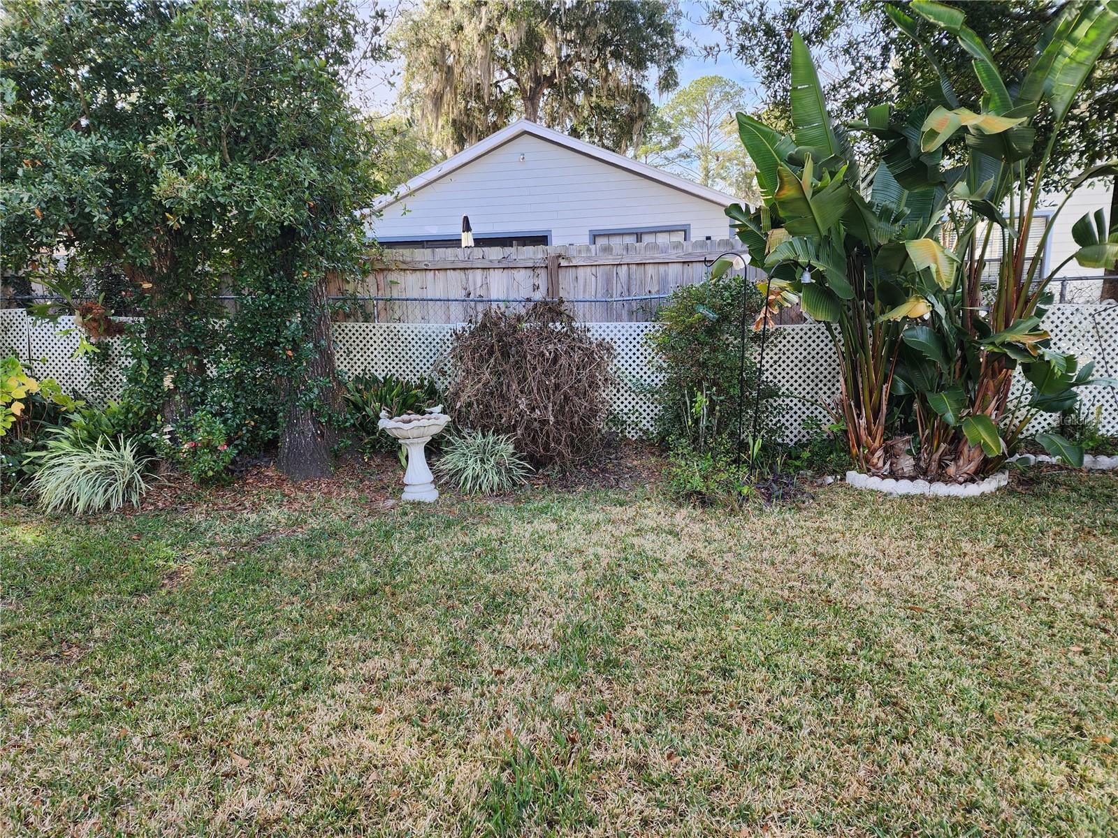 VICTORIA STATION - Residential