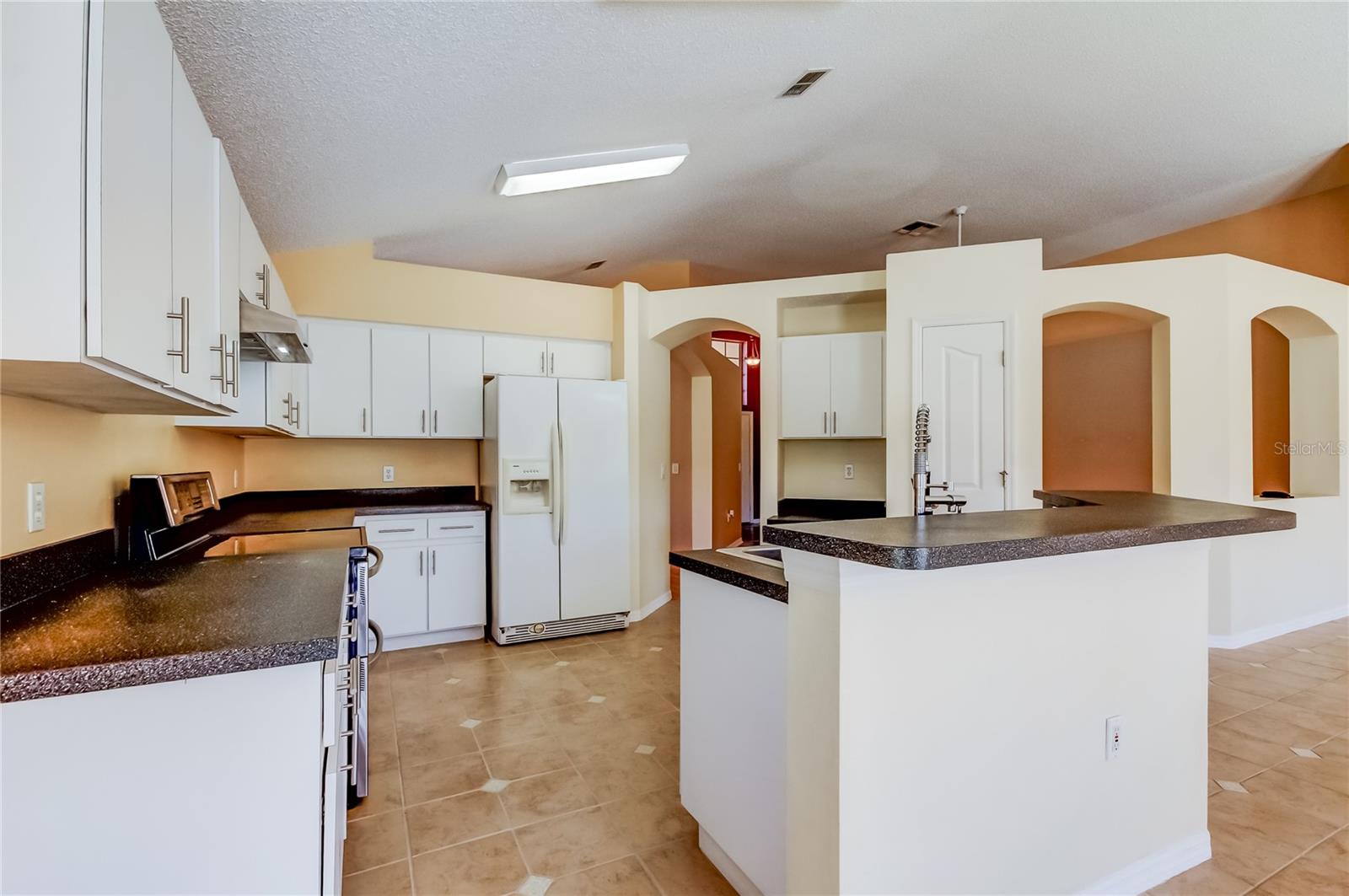 WEST BAY PH III - Residential