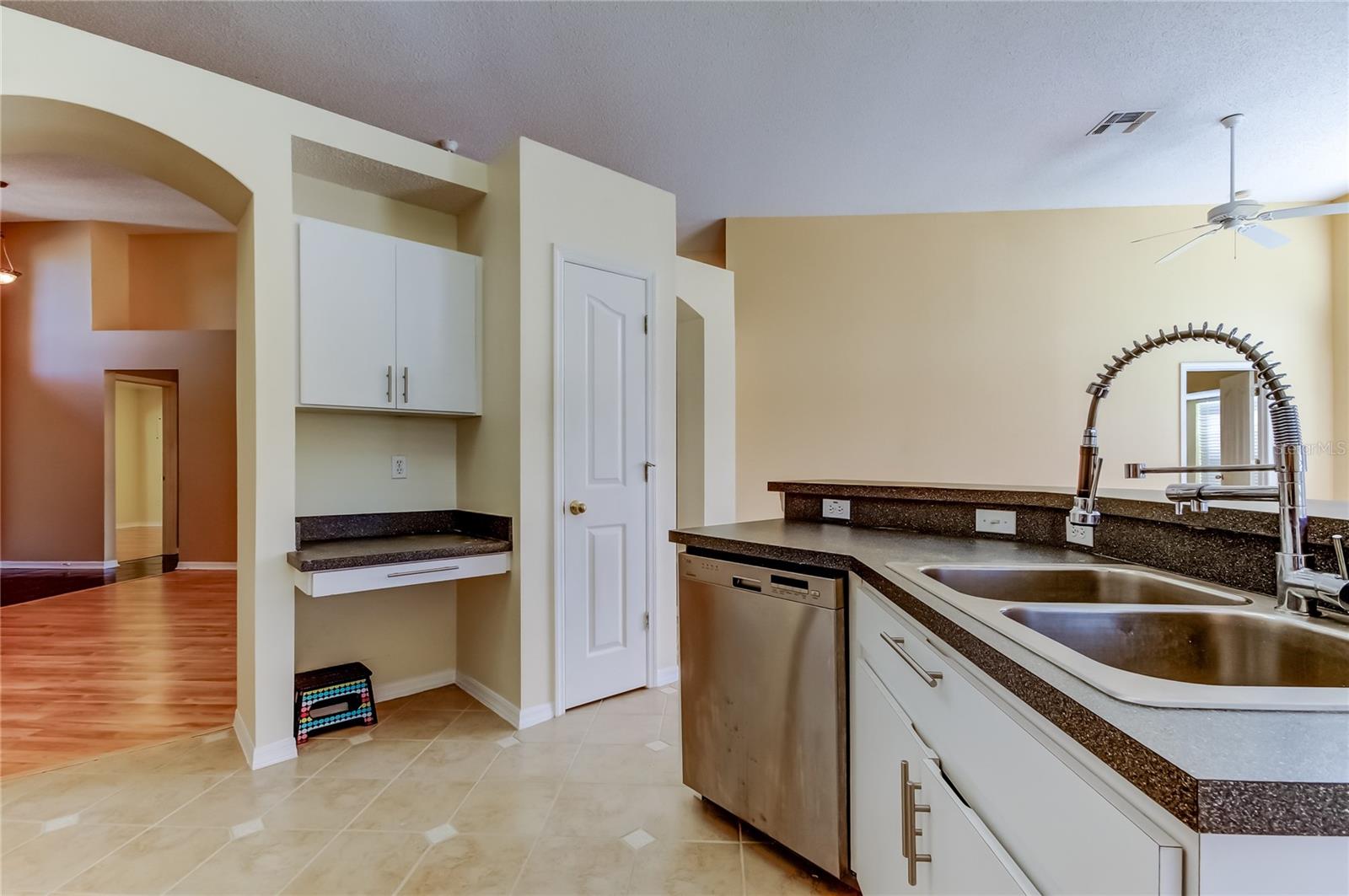 WEST BAY PH III - Residential