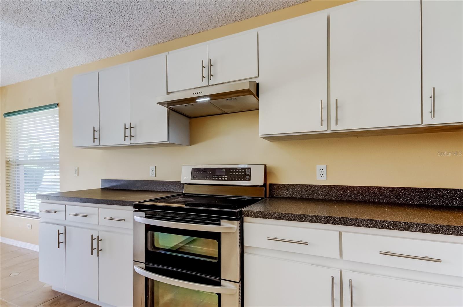 WEST BAY PH III - Residential