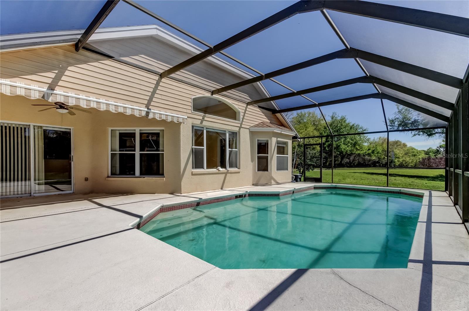 WEST BAY PH III - Residential