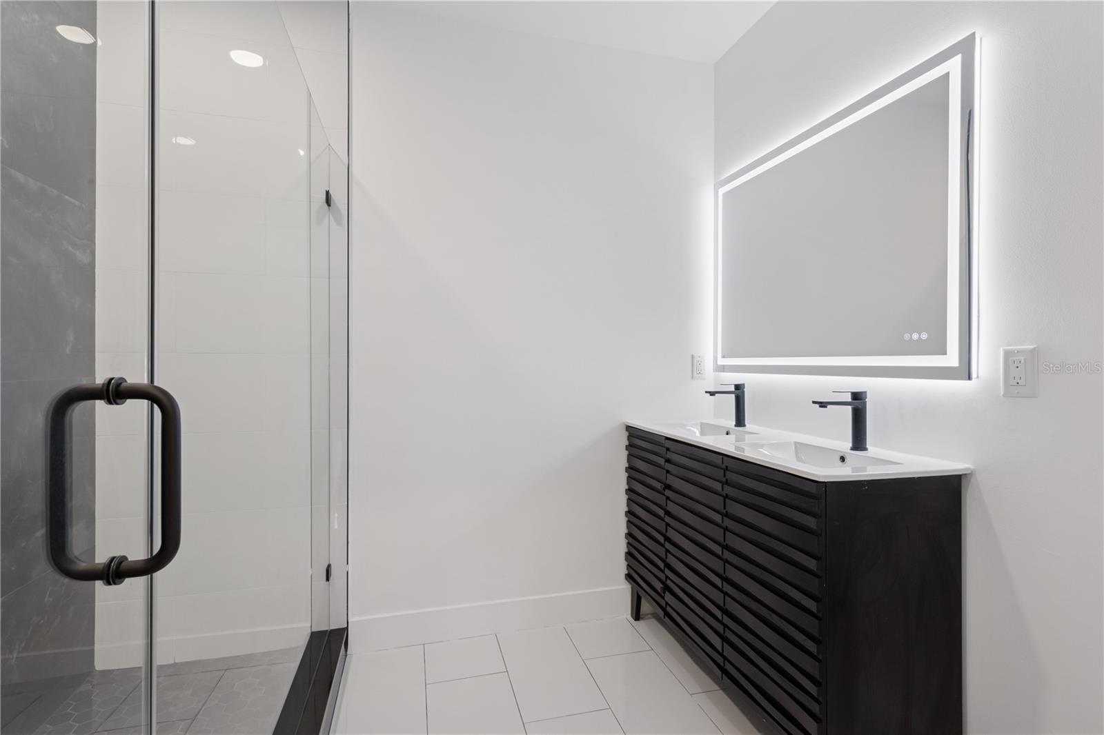 NEBRASKA PLACE - Residential