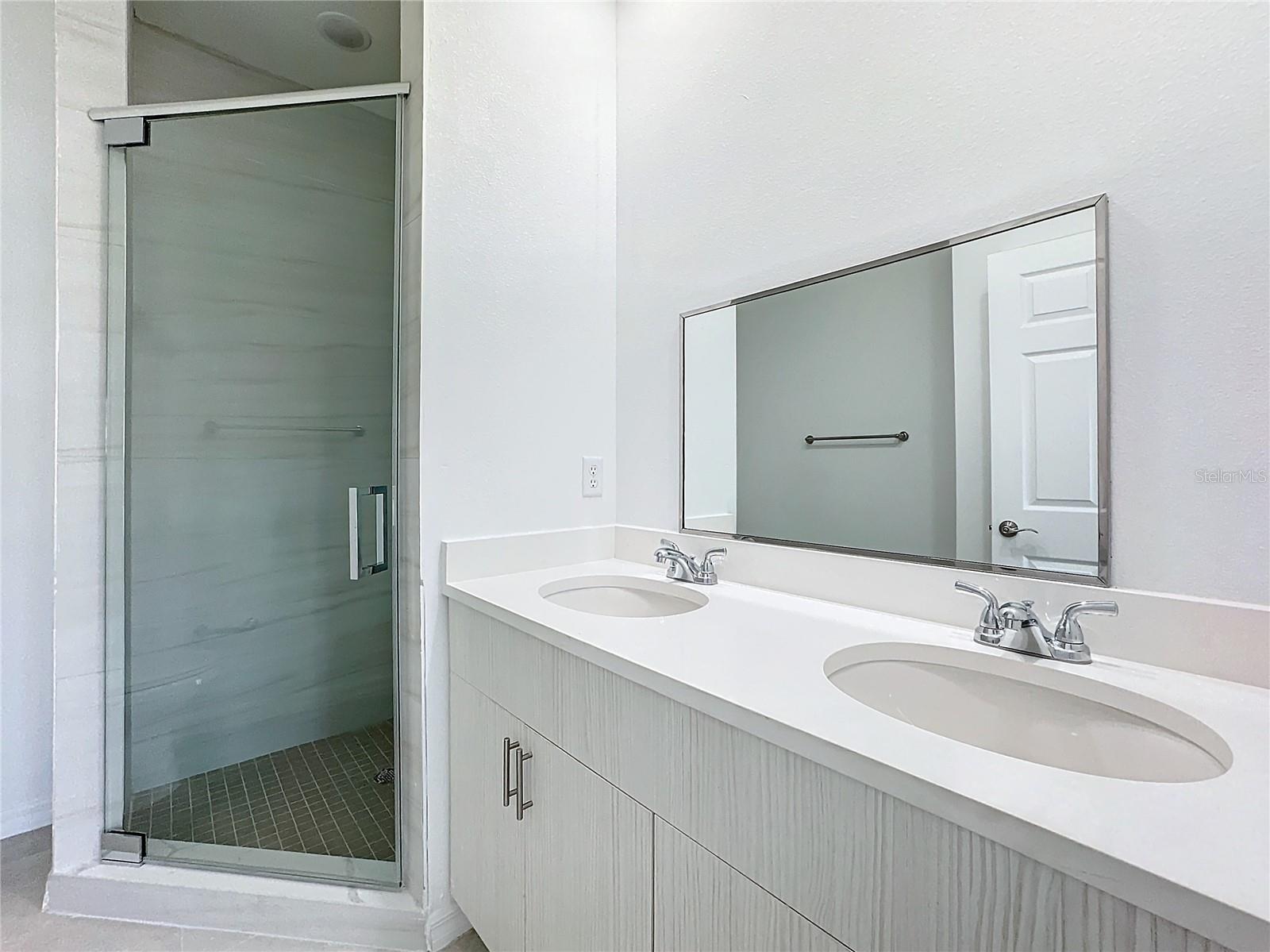 BARTON COURT - Residential Lease