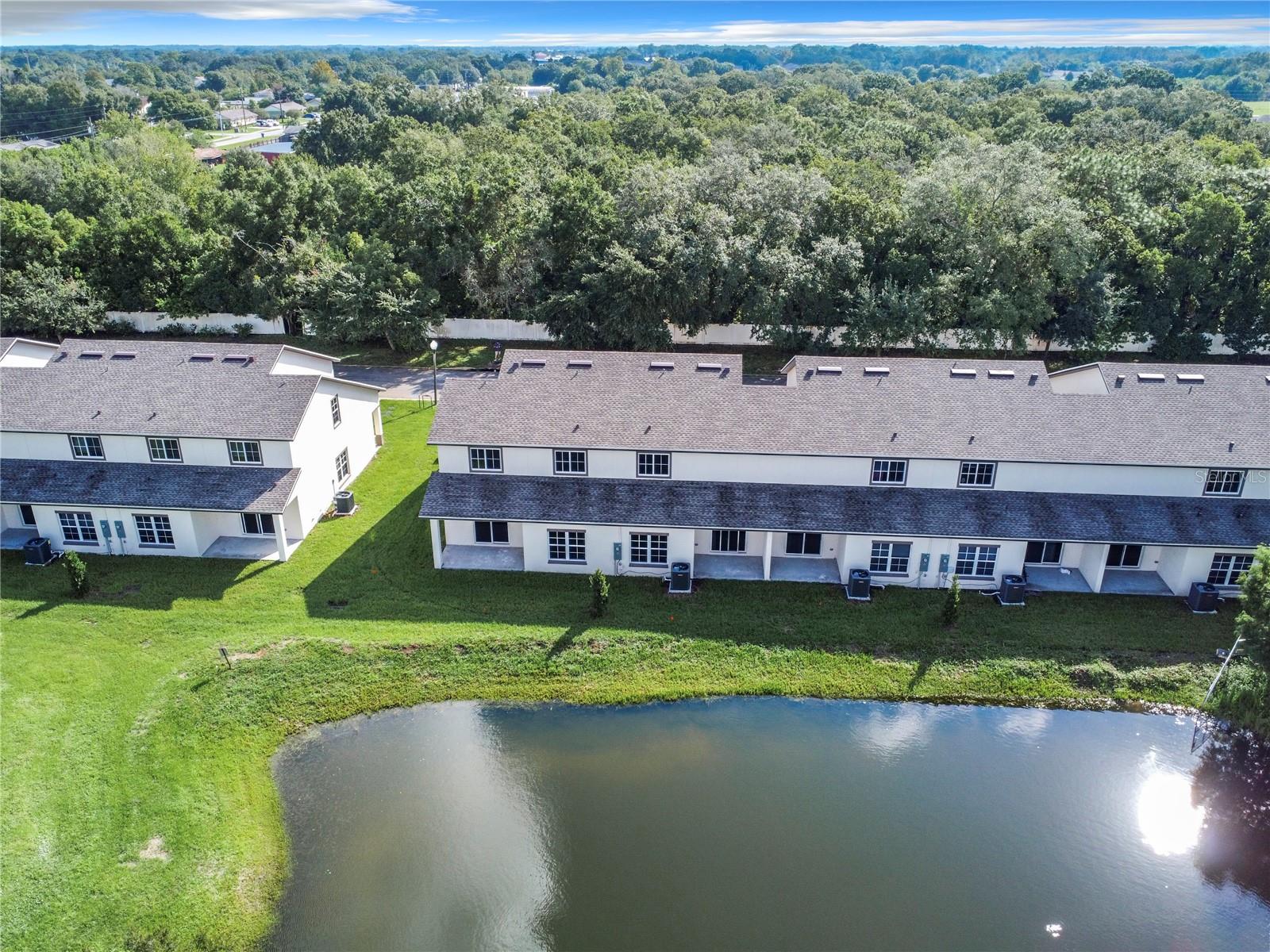 BARTON COURT - Residential Lease