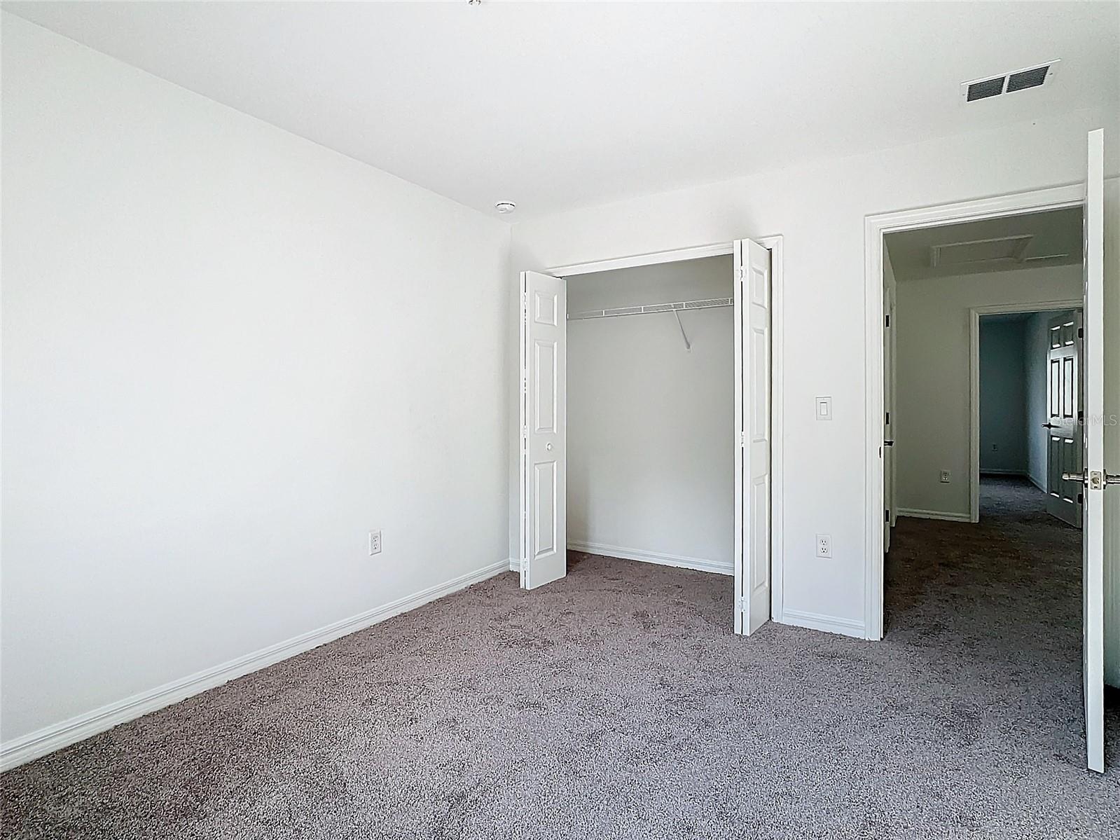 BARTON COURT - Residential Lease