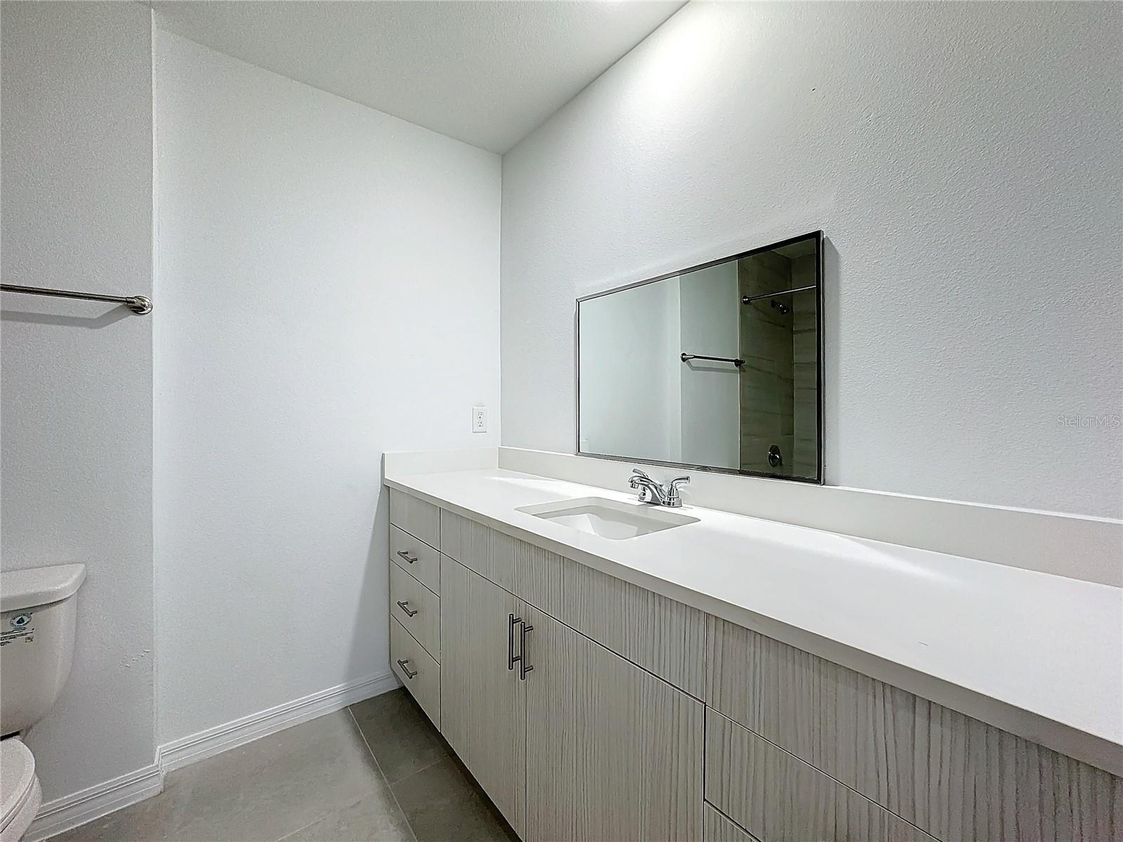 BARTON COURT - Residential Lease