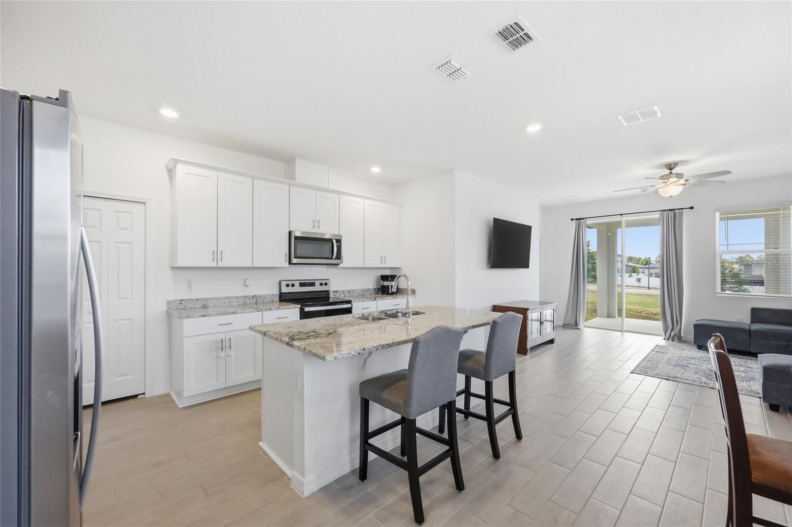 VILLAGES/MINNEOLA HILLS PH 1B - Residential