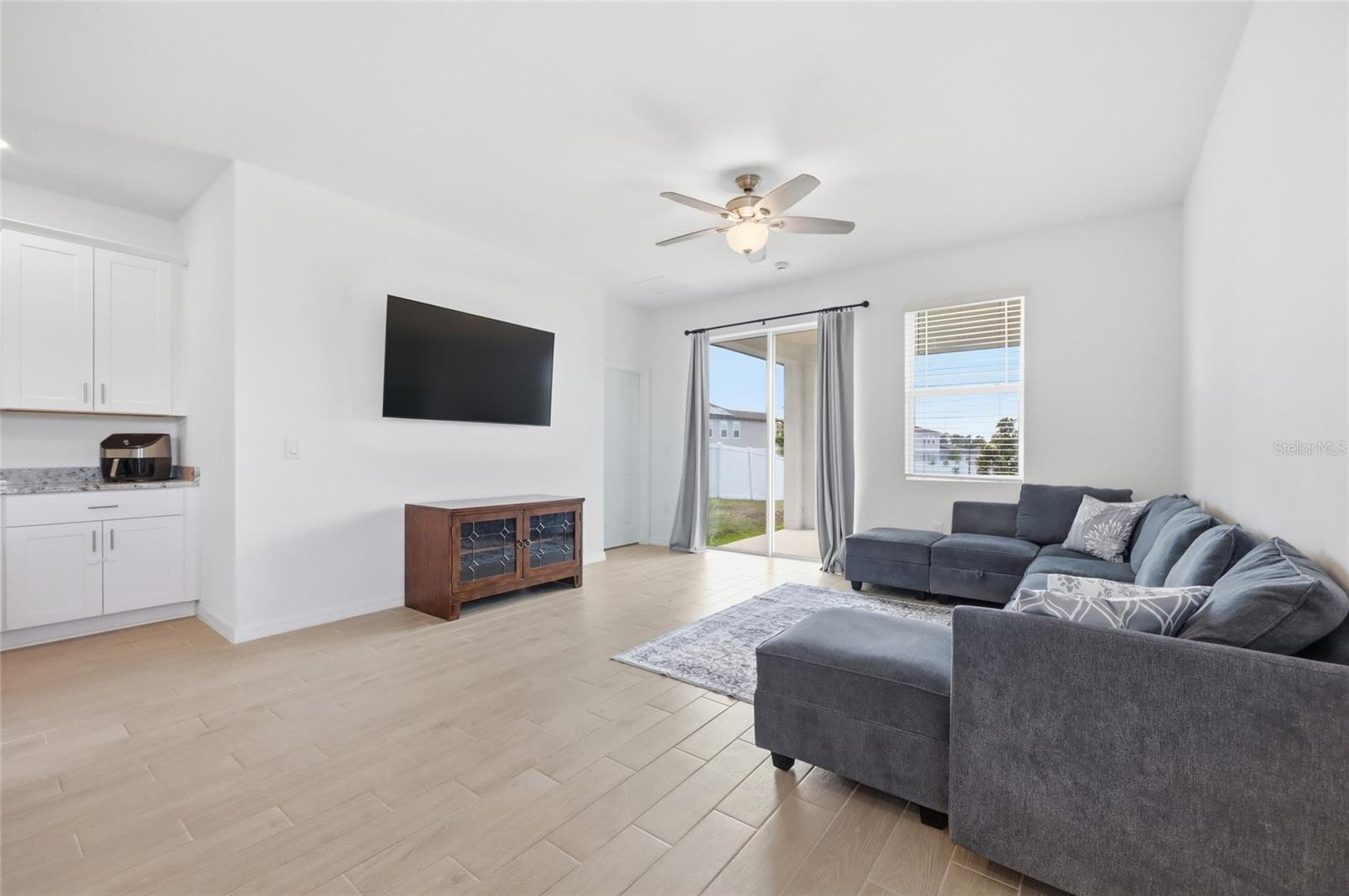 VILLAGES/MINNEOLA HILLS PH 1B - Residential