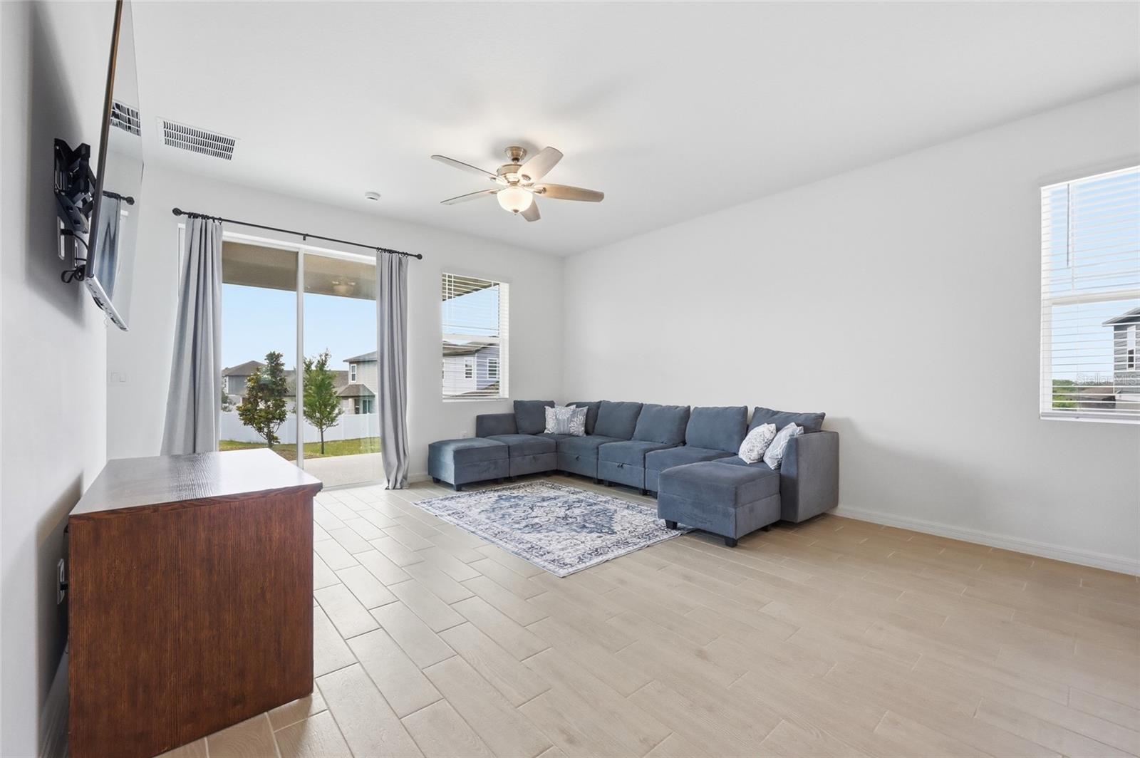 VILLAGES/MINNEOLA HILLS PH 1B - Residential