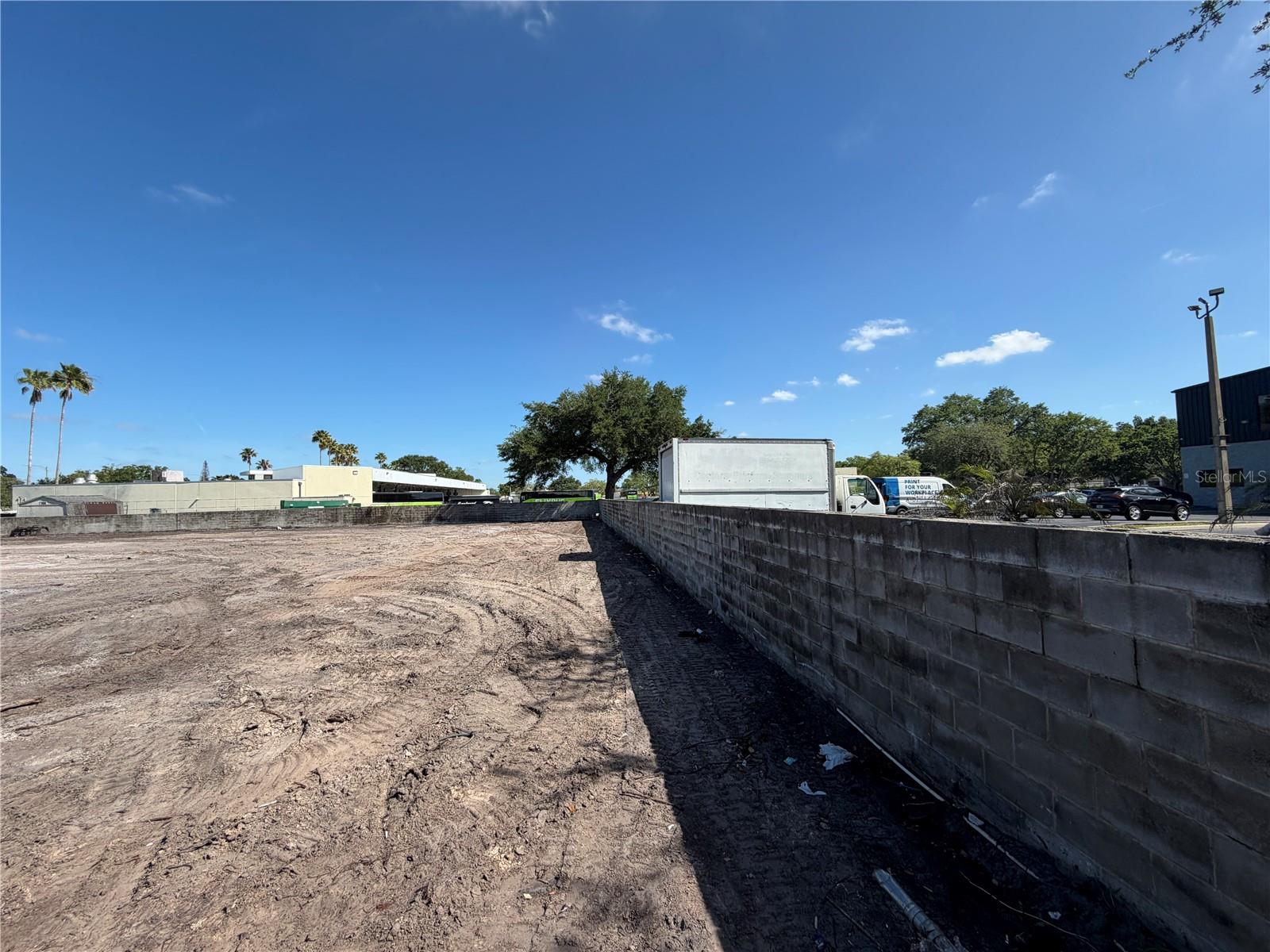 J B MAGRUDERS SUB - Commercial Lease