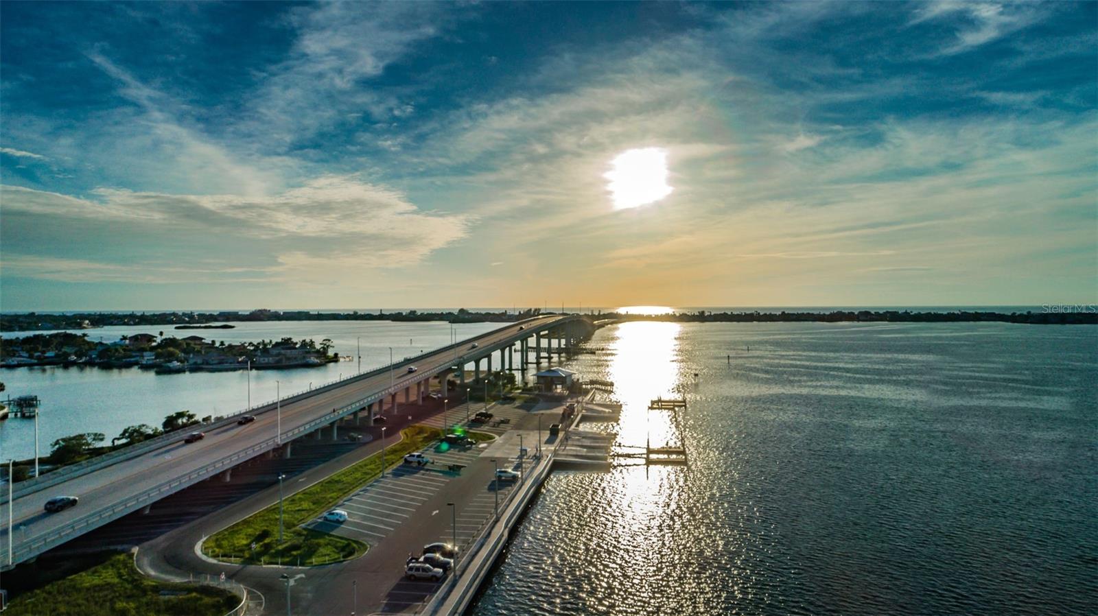 HARBOUR CLUB CONDO 3 - Residential Lease