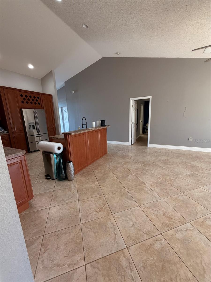 436 BLOOMFIELD DRIVE