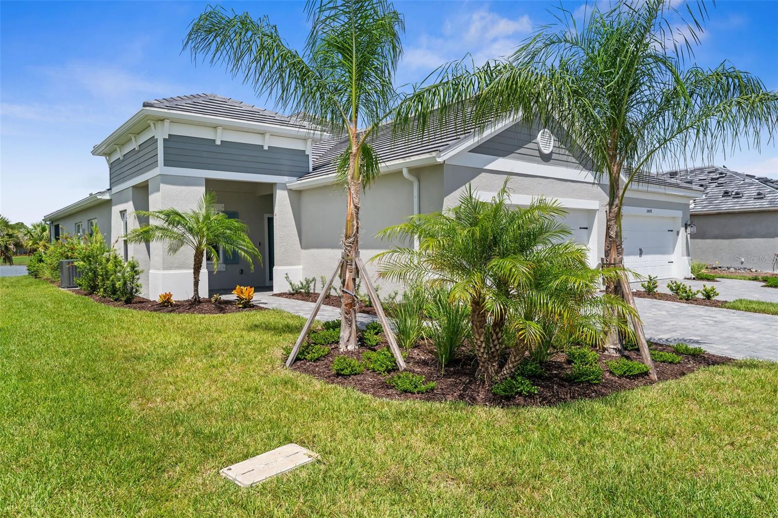 GRAND PARK PH 1 - Residential Lease