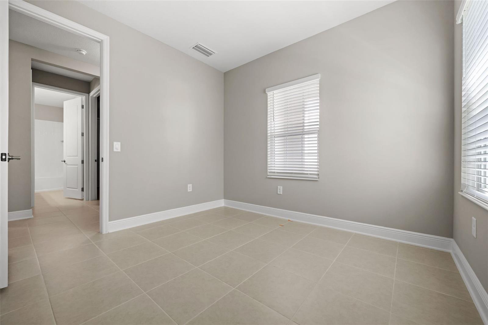 GRAND PARK PH 1 - Residential Lease