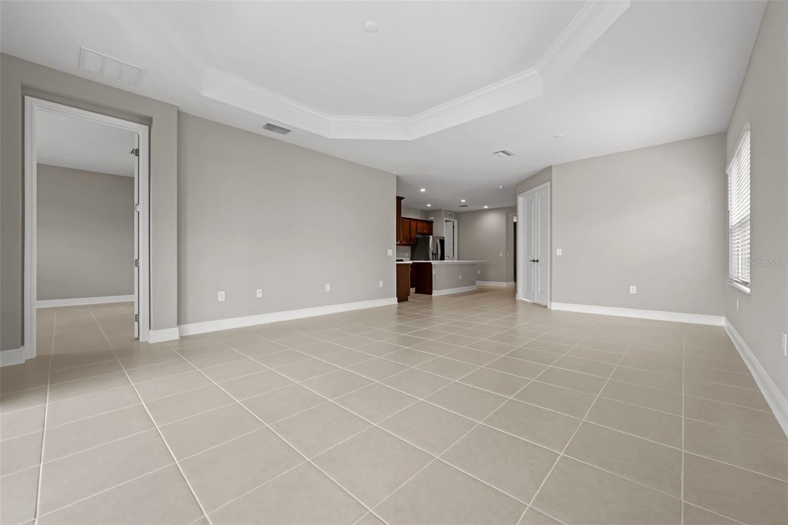 GRAND PARK PH 1 - Residential Lease