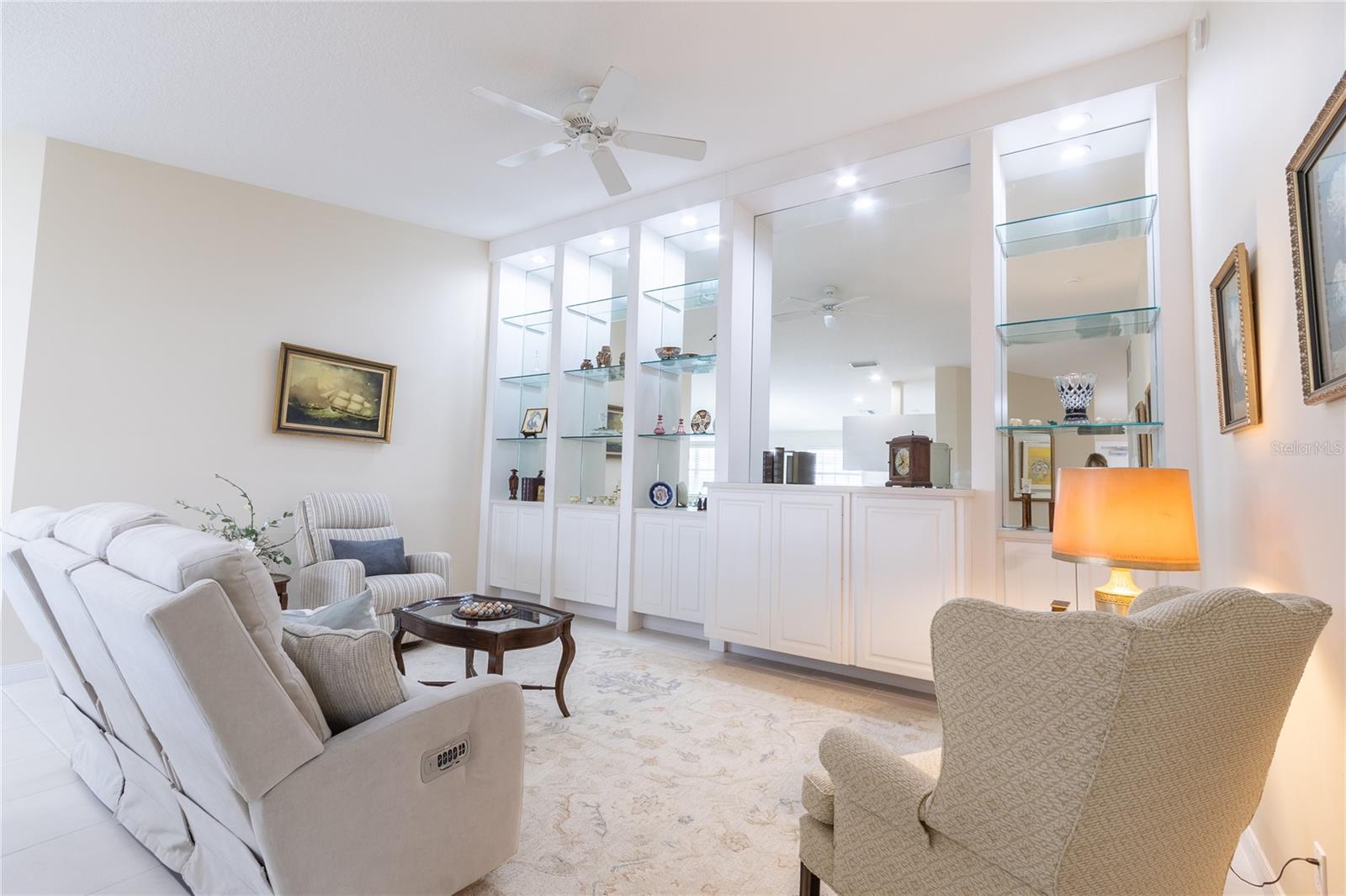 VILLAGEWALK - Residential