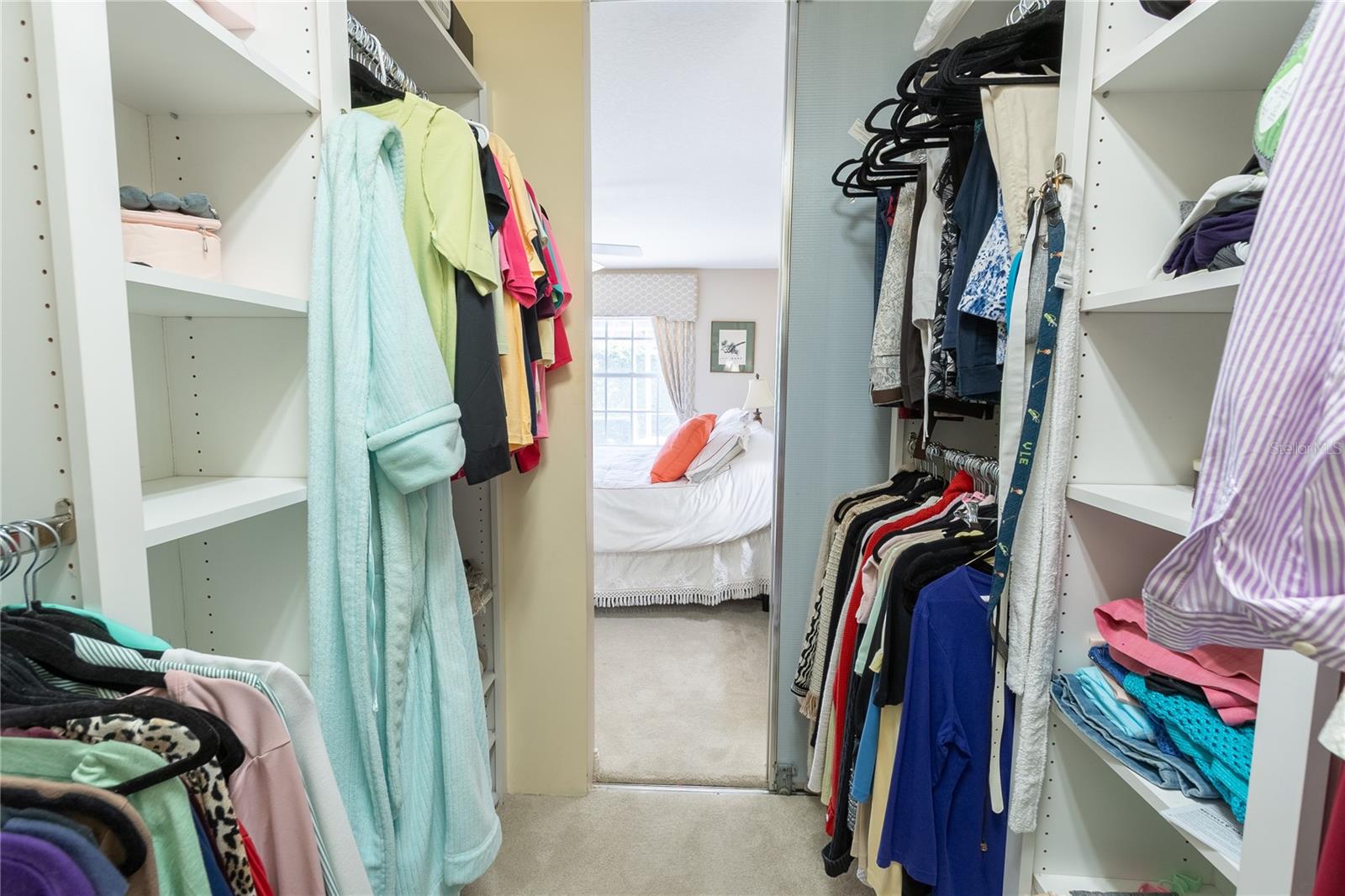 VILLAGEWALK - Residential