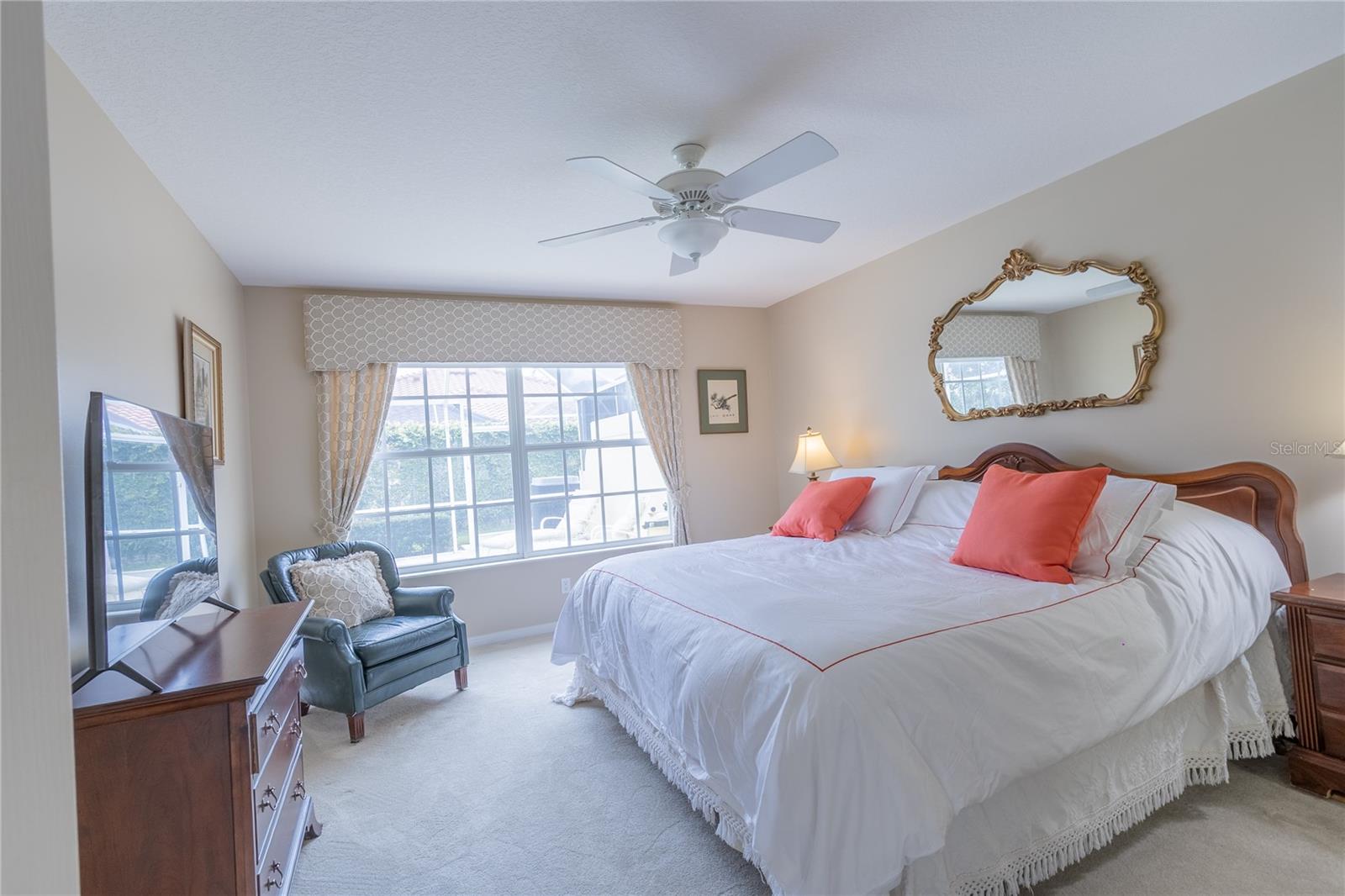 VILLAGEWALK - Residential