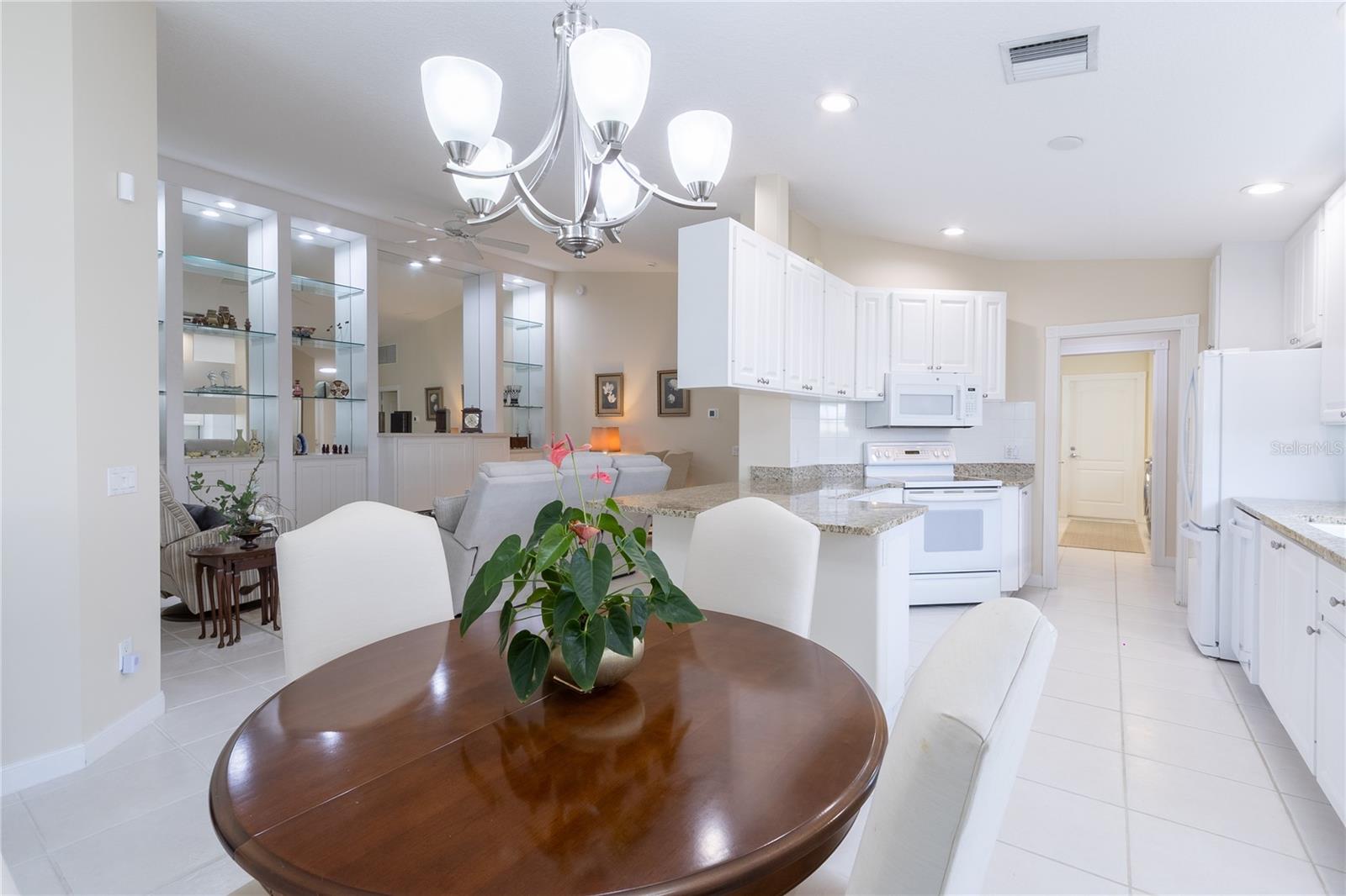 VILLAGEWALK - Residential