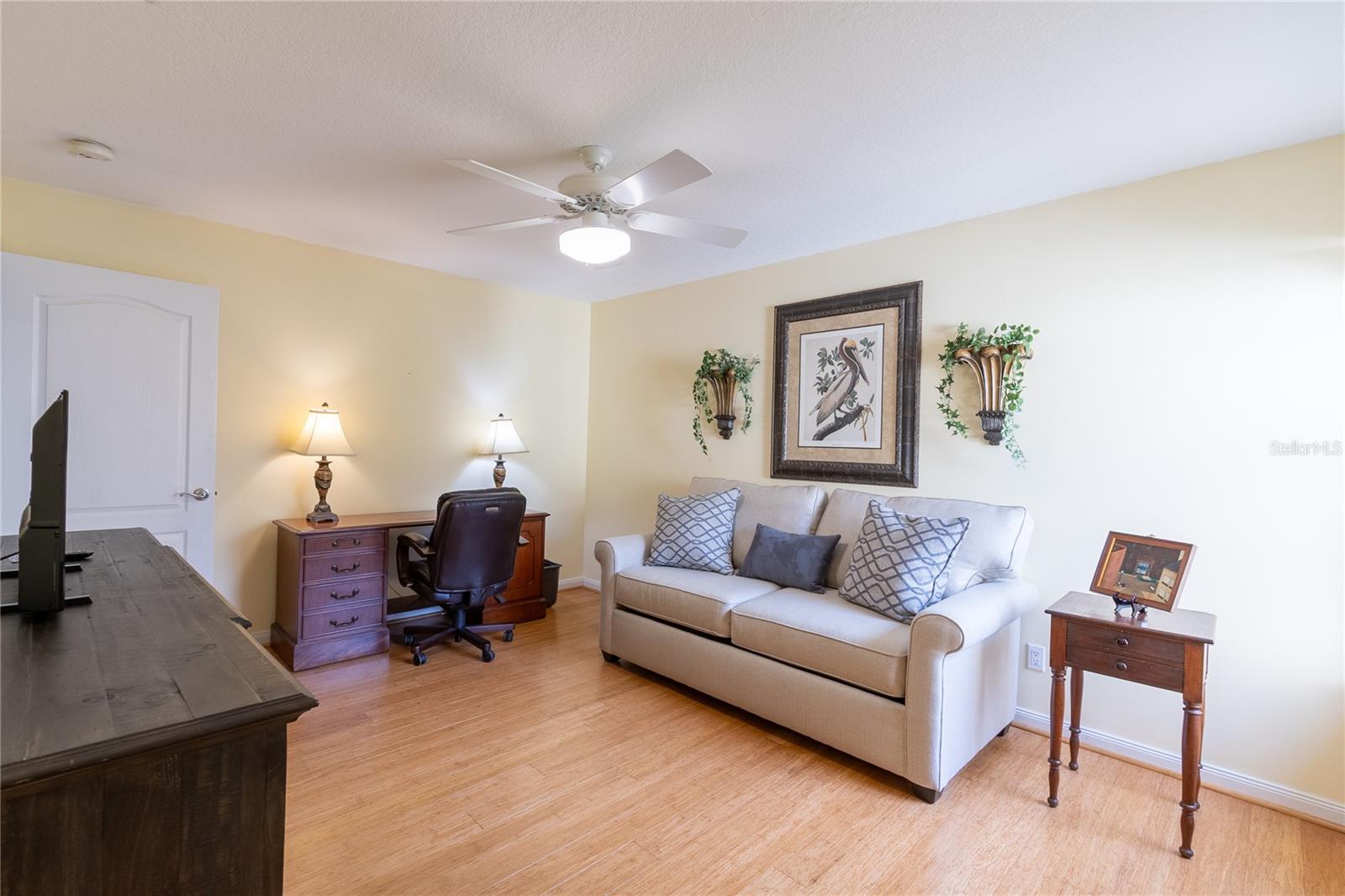 VILLAGEWALK - Residential