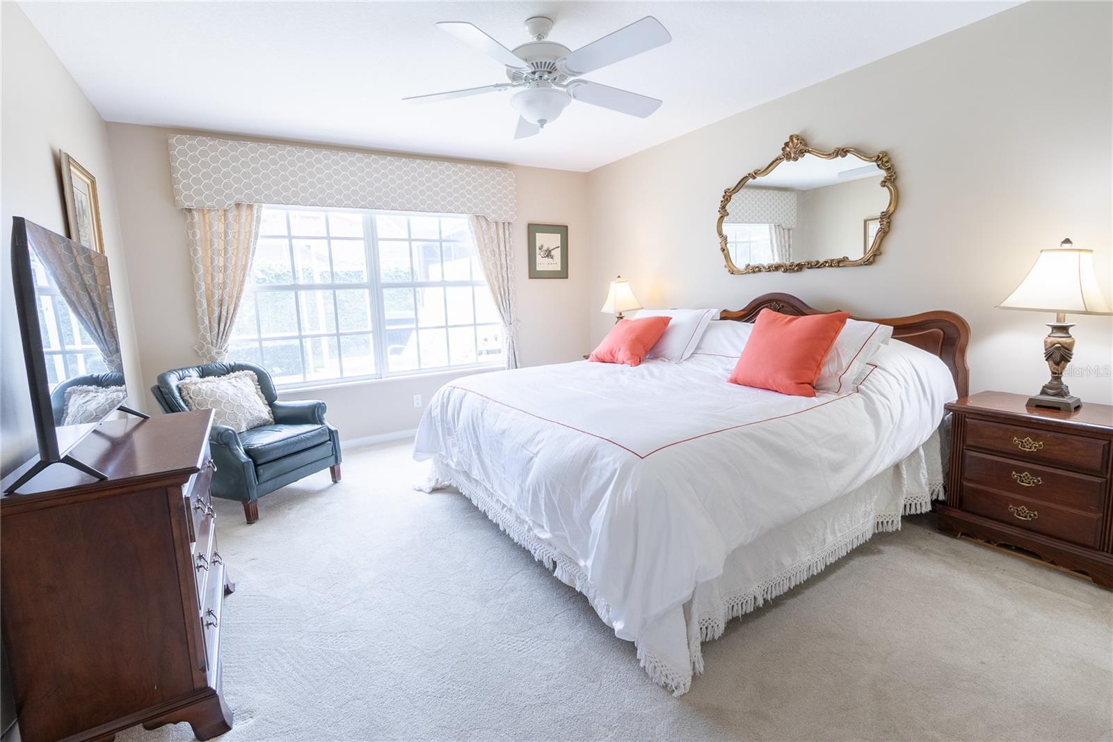 VILLAGEWALK - Residential