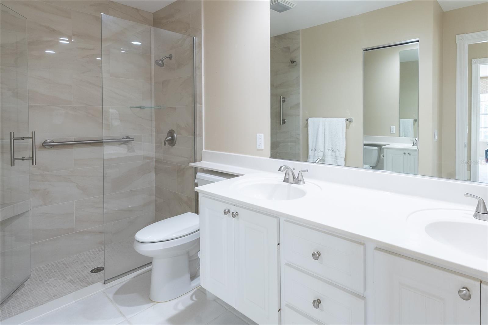 VILLAGEWALK - Residential