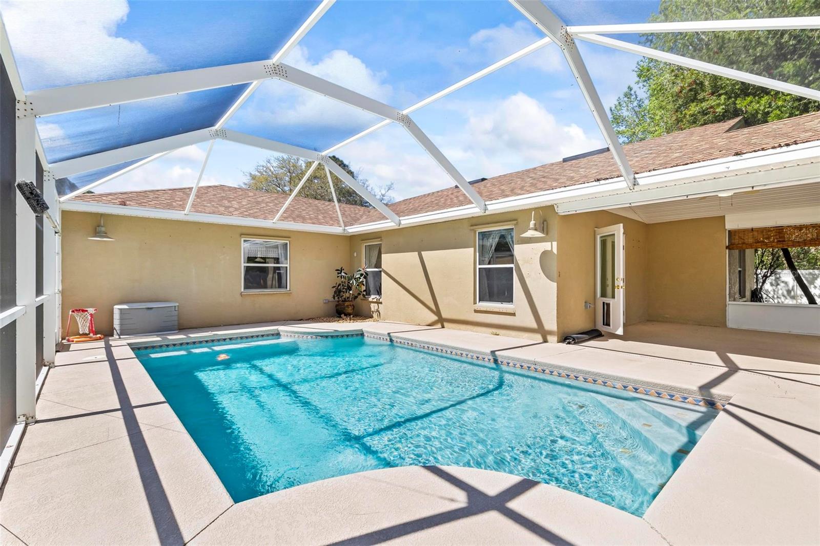 21 RUSSO DRIVE