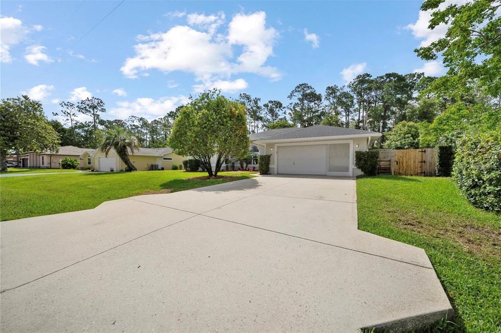 Photo of 10 Fortress Place, Palm Coast, FL 32137 (MLS # TB8416313)