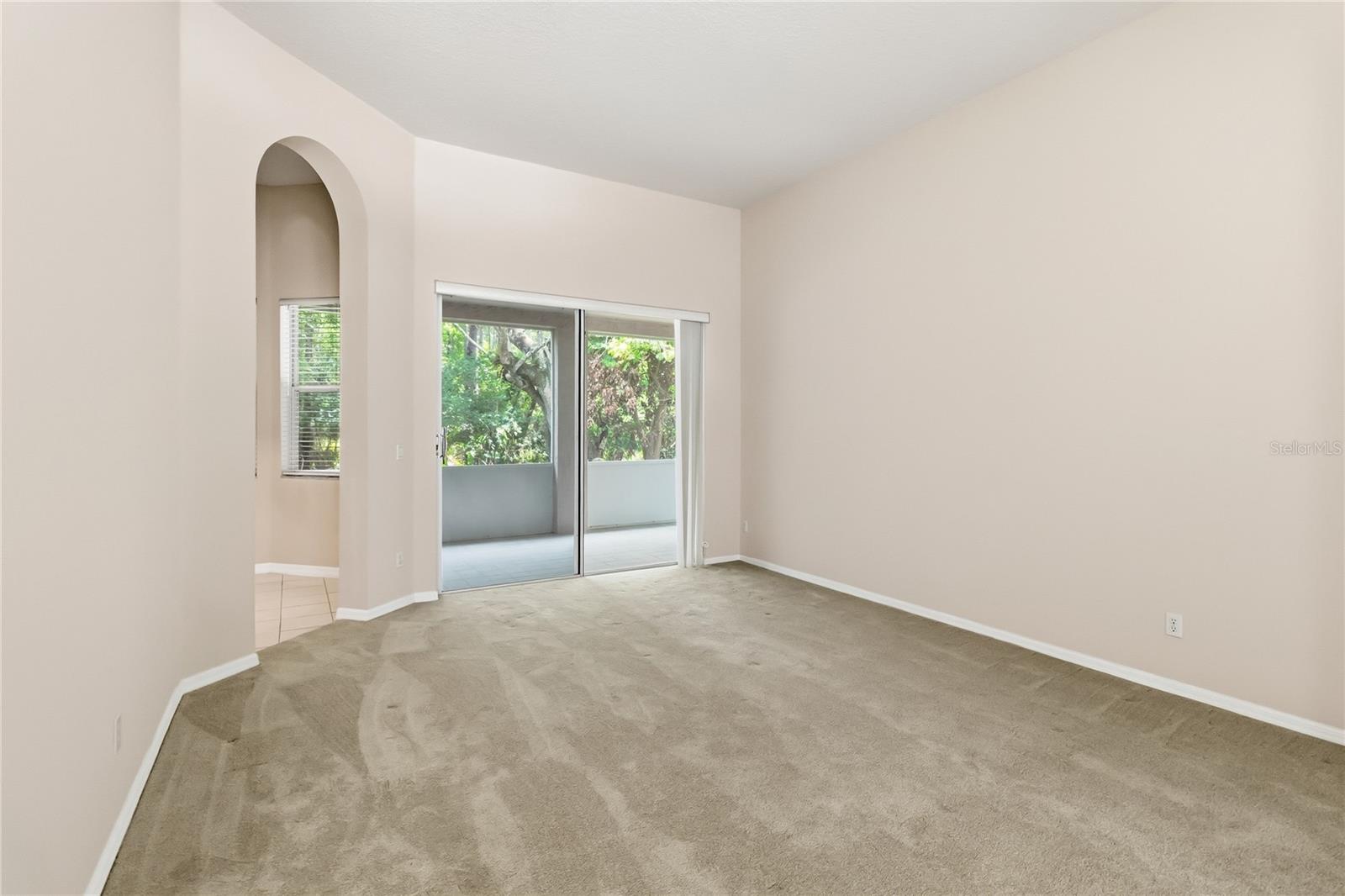 UNIVERSITY ESTATES - Residential