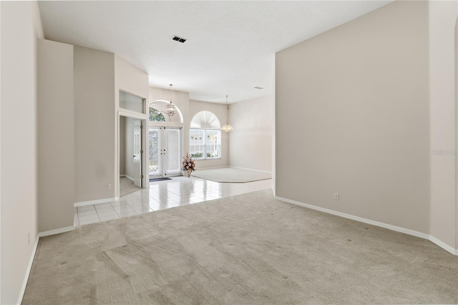 UNIVERSITY ESTATES - Residential