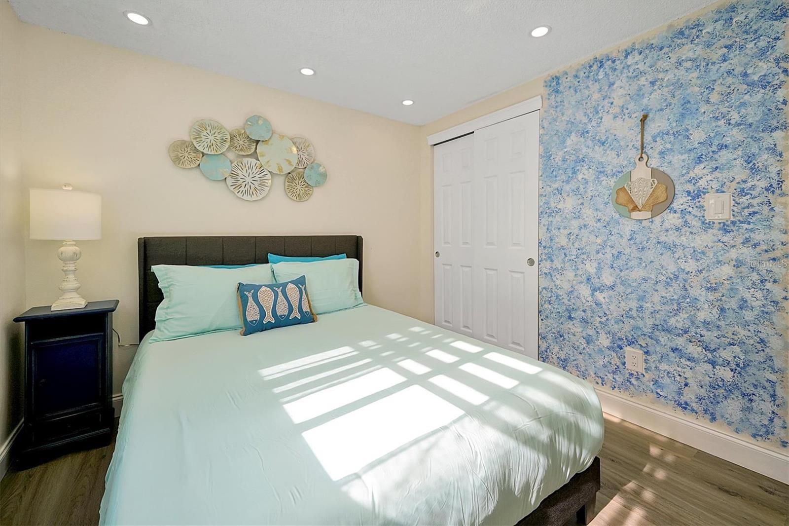 HEATHER OAKS - Residential