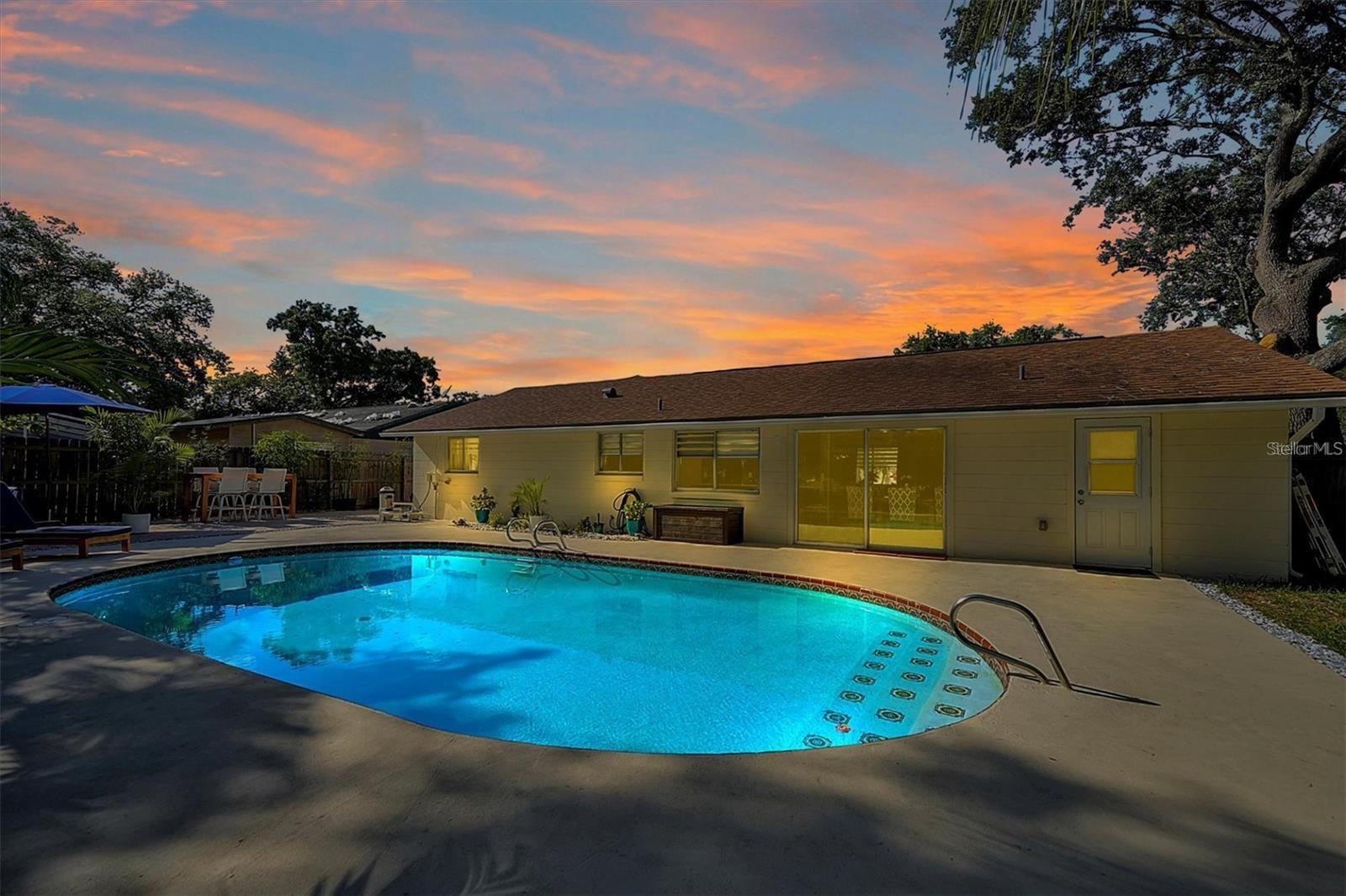 HEATHER OAKS - Residential