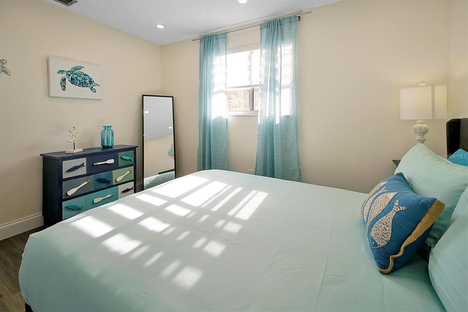 HEATHER OAKS - Residential