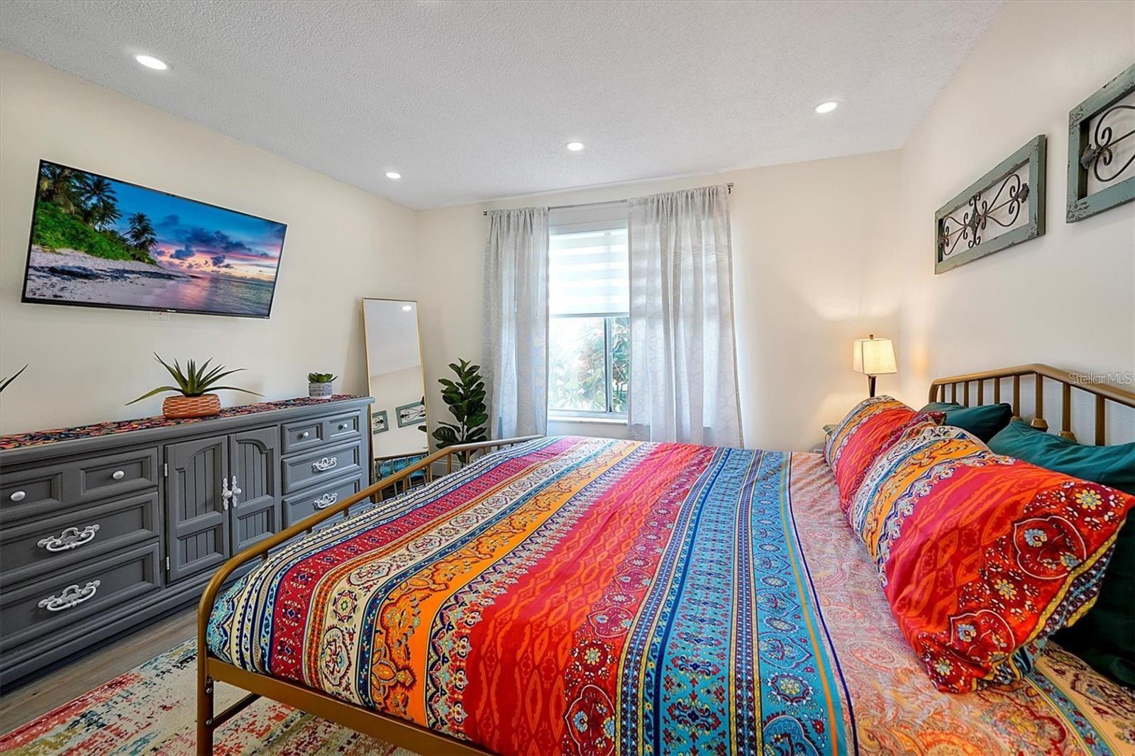 HEATHER OAKS - Residential