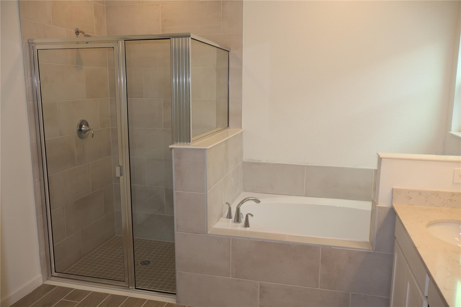 MILLWOOD ESTATES - Residential Lease