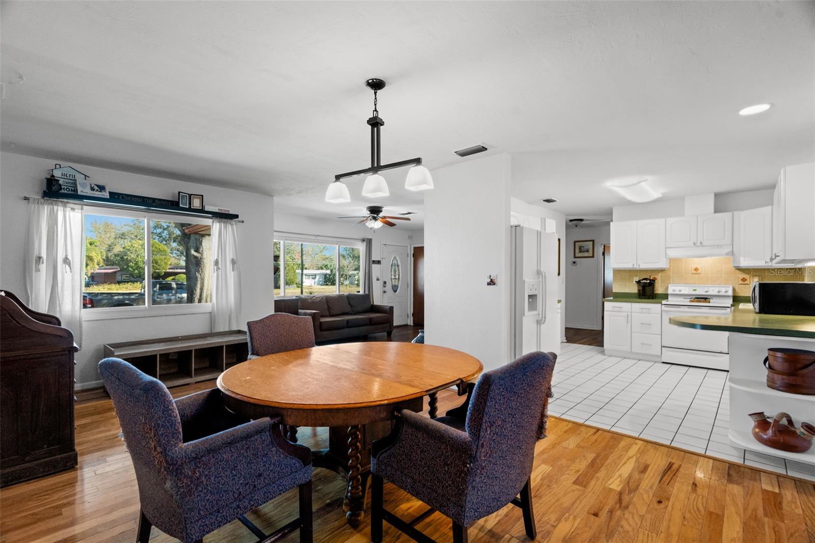 MEADOW LAWN 9TH ADD - Residential