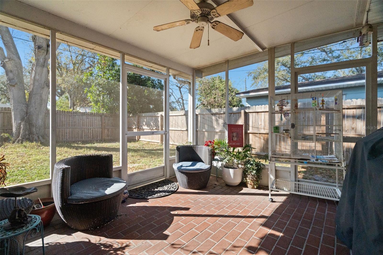 MEADOW LAWN 9TH ADD - Residential