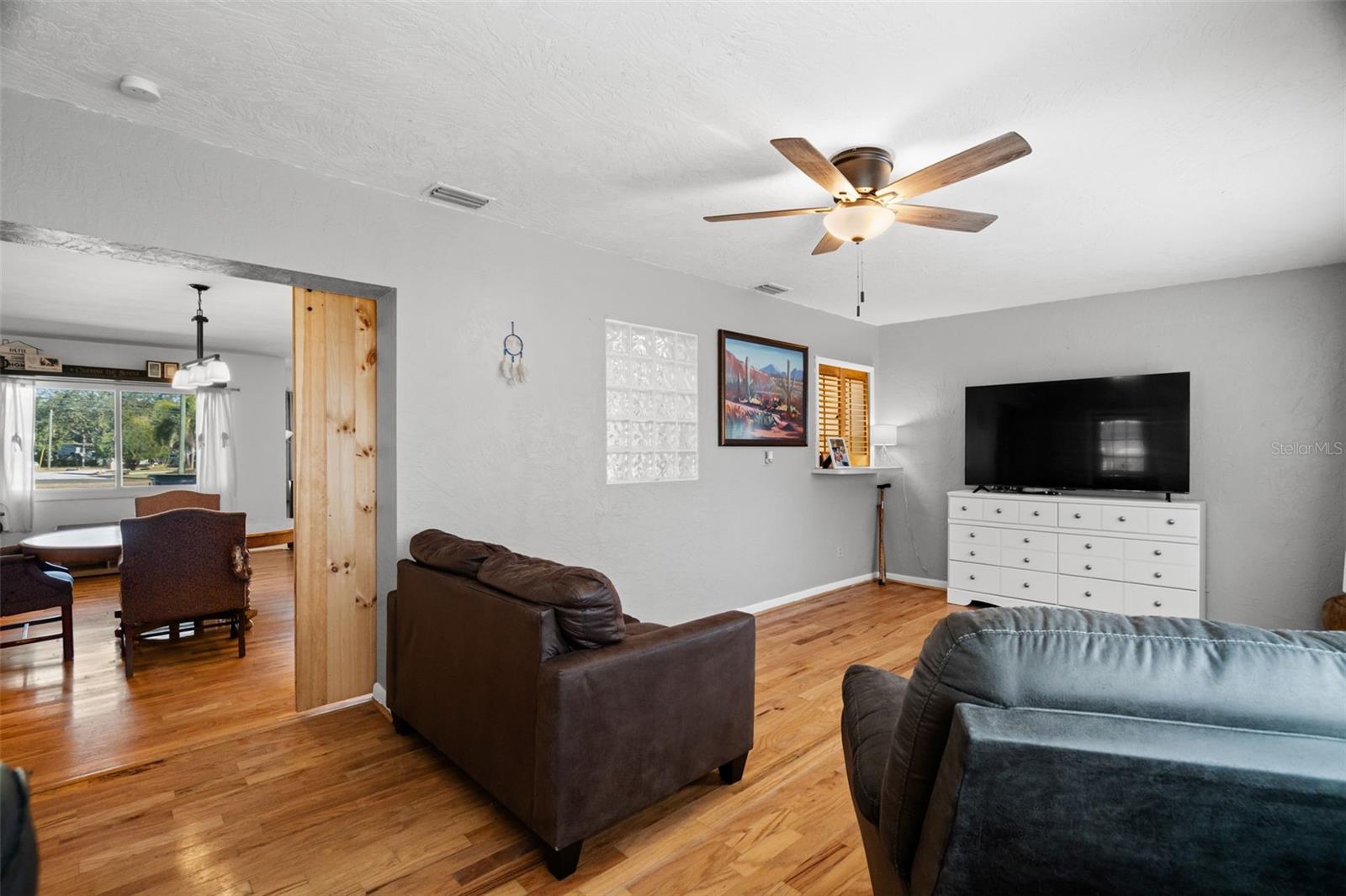 MEADOW LAWN 9TH ADD - Residential