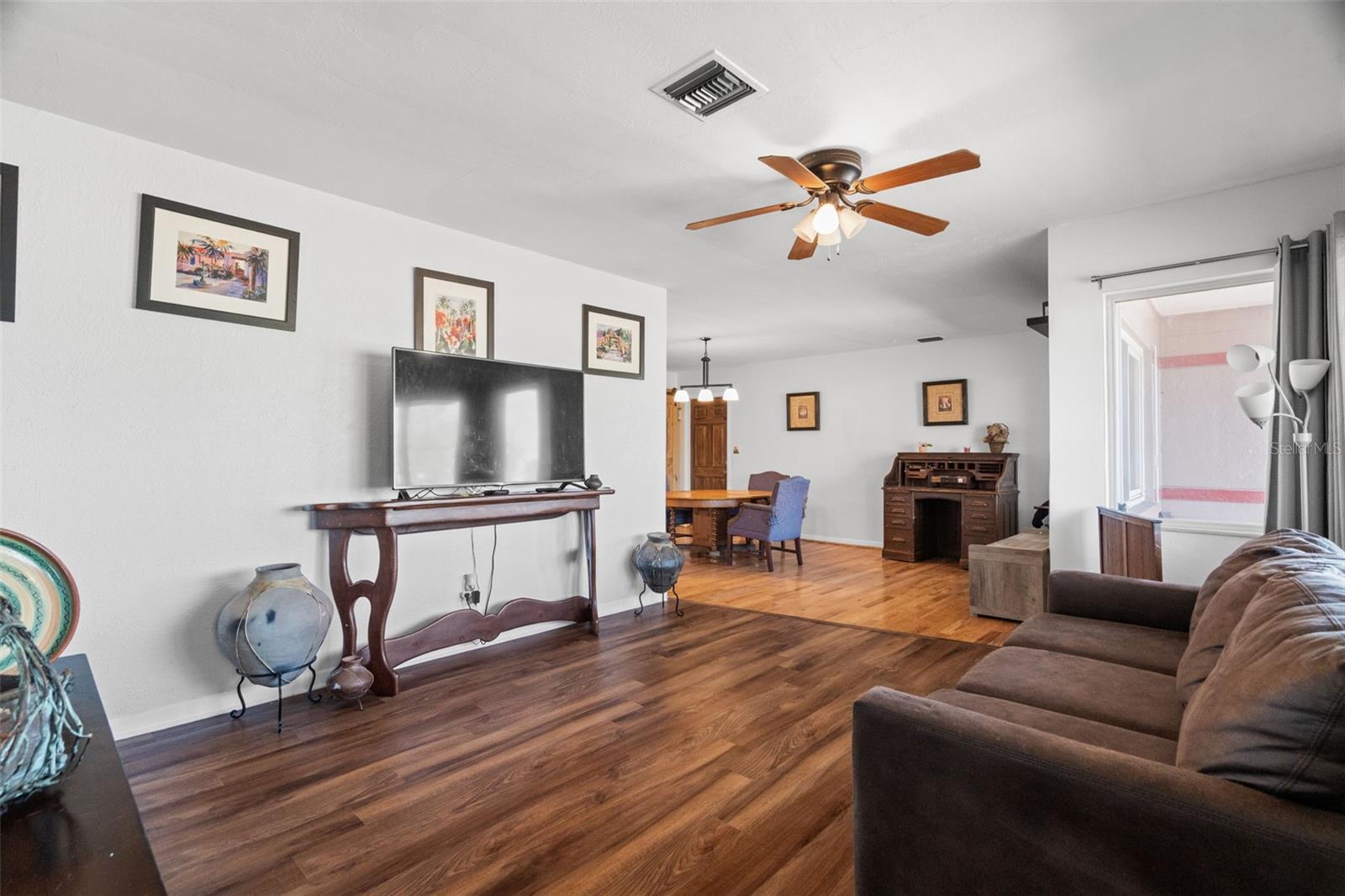 MEADOW LAWN 9TH ADD - Residential