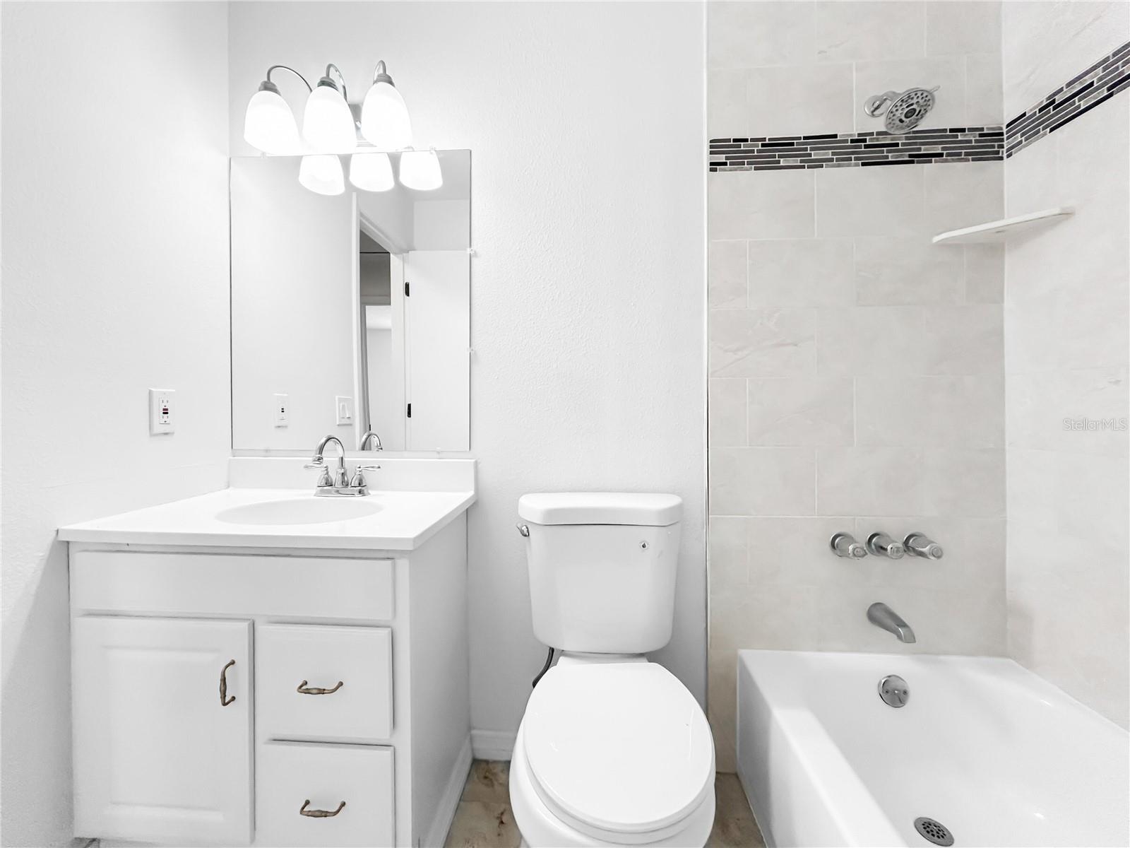 CREWS LAKE MANOR - Residential