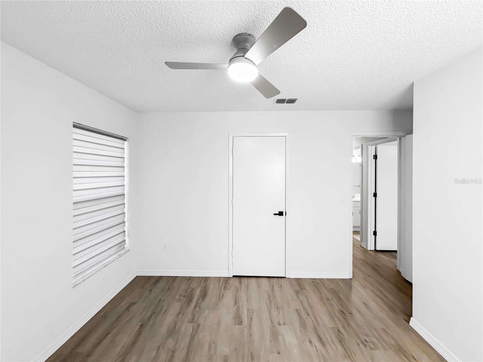 CREWS LAKE MANOR - Residential