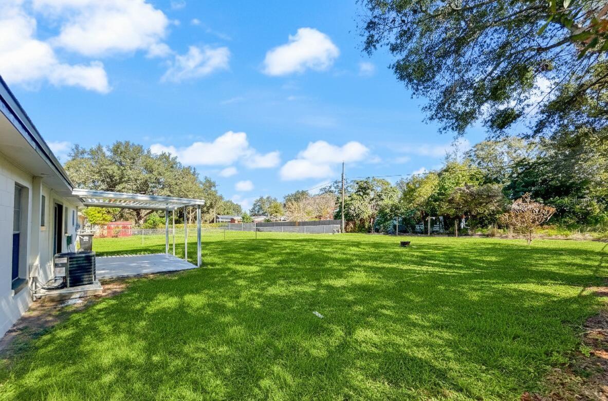 CREWS LAKE MANOR - Residential