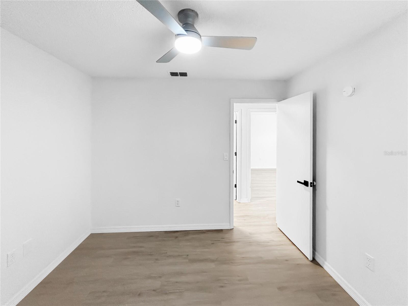 CREWS LAKE MANOR - Residential