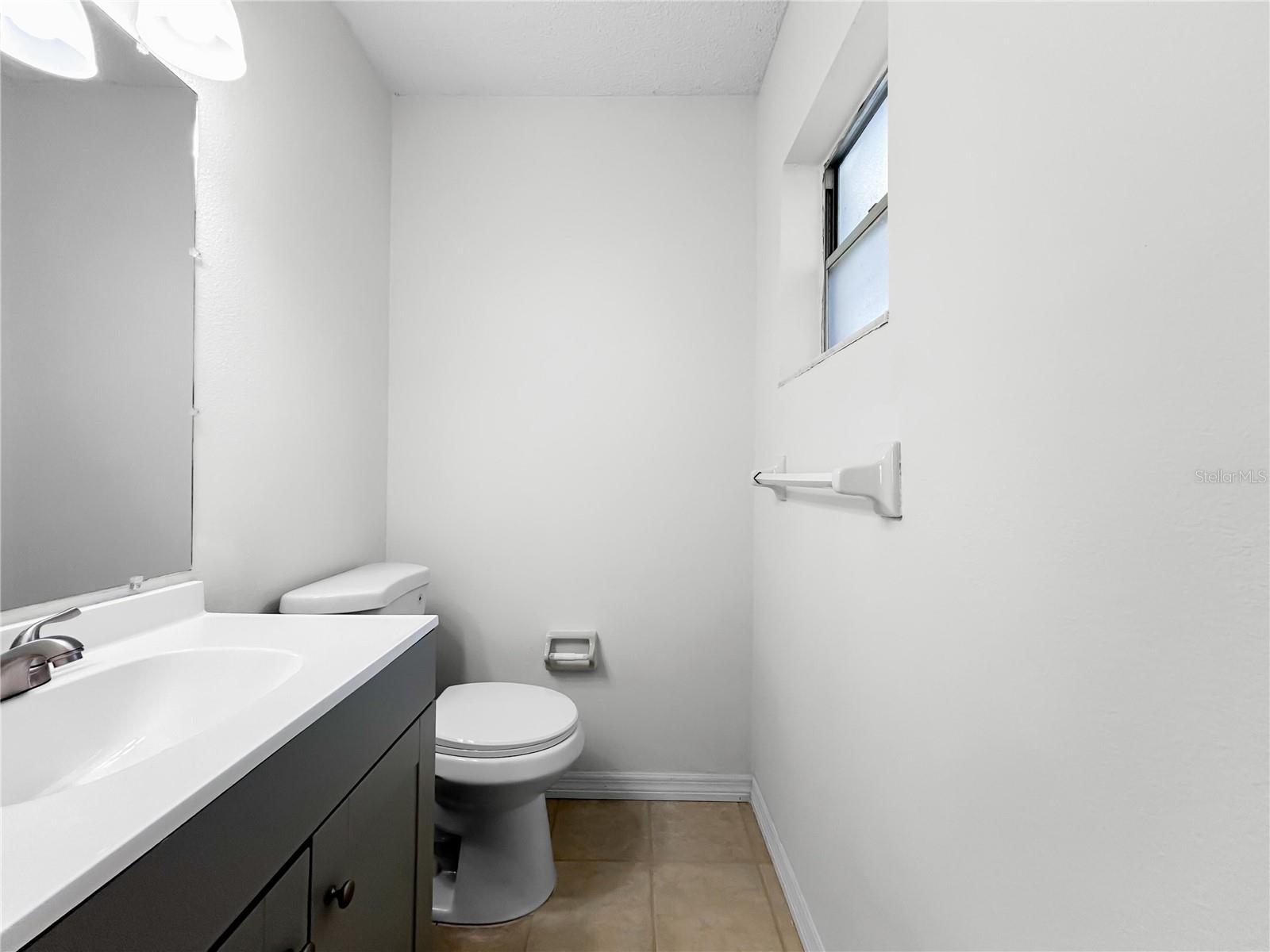 CREWS LAKE MANOR - Residential