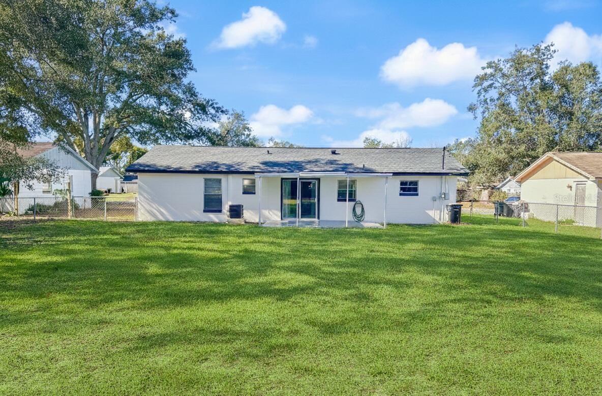 CREWS LAKE MANOR - Residential